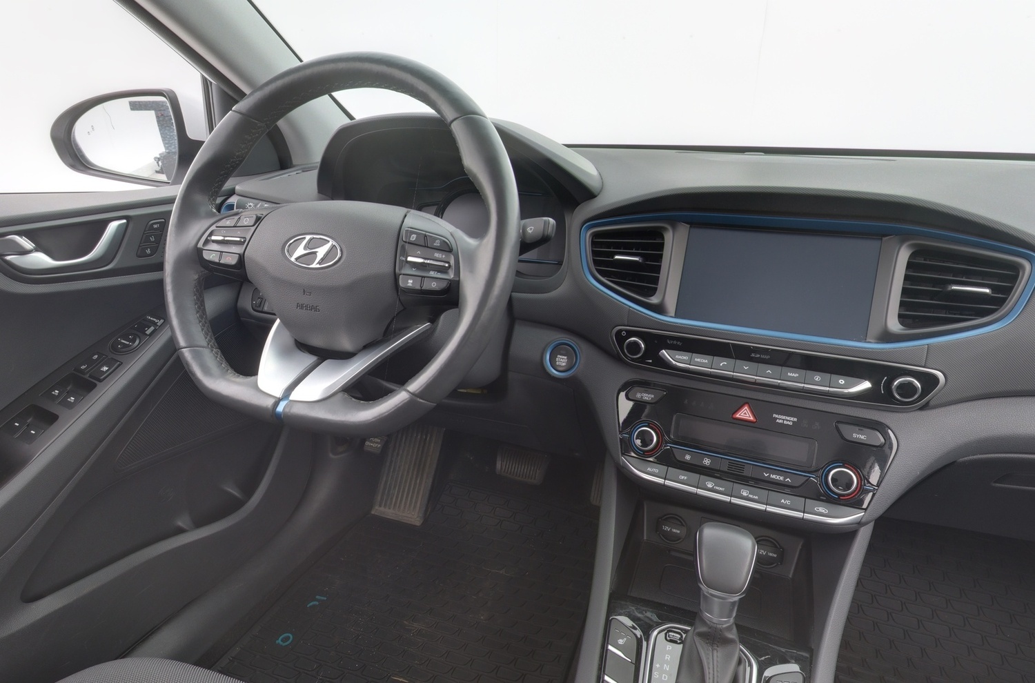 Hyundai IONIQ hybrid vaihtoauto