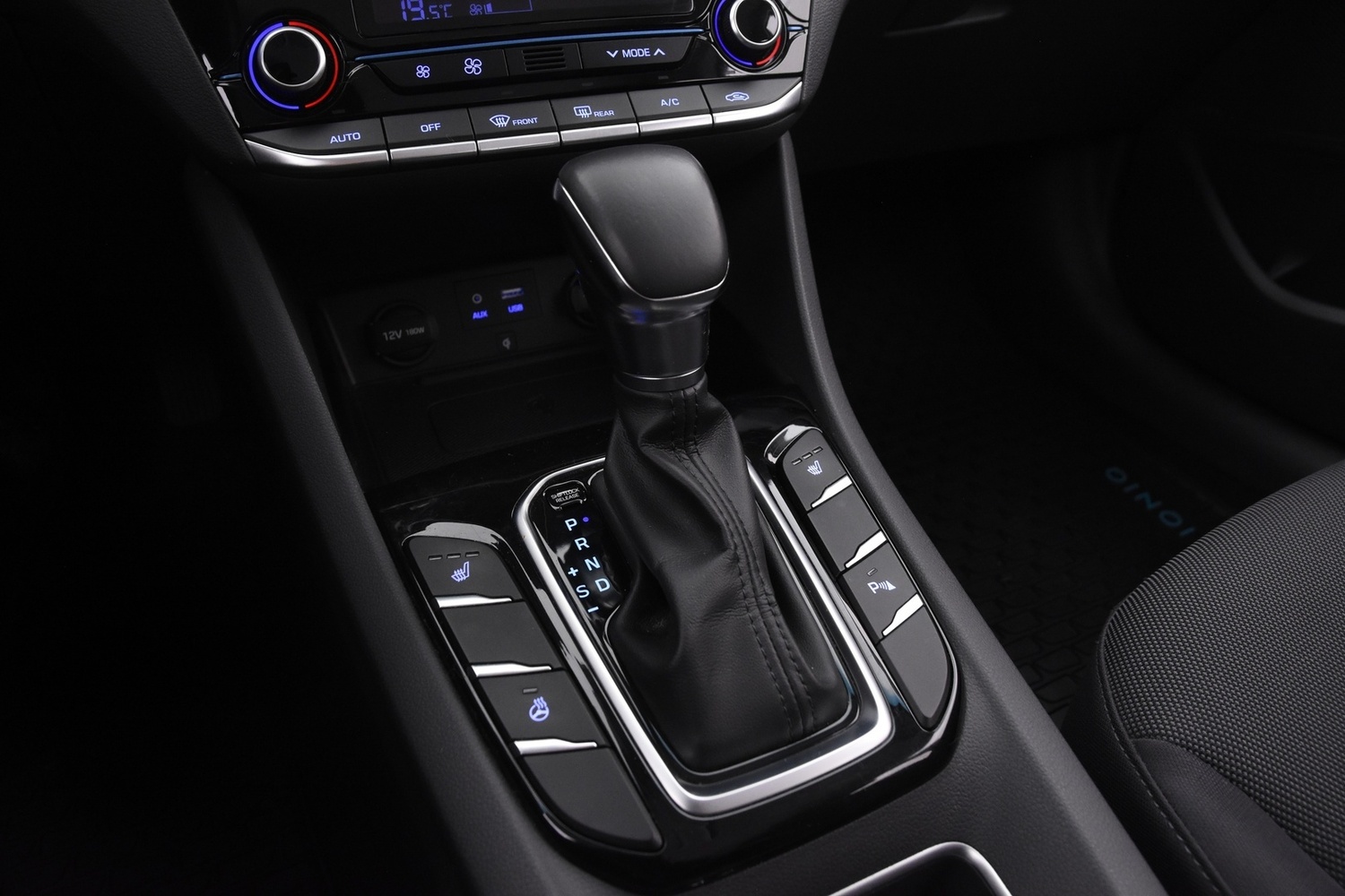 Hyundai IONIQ hybrid vaihtoauto