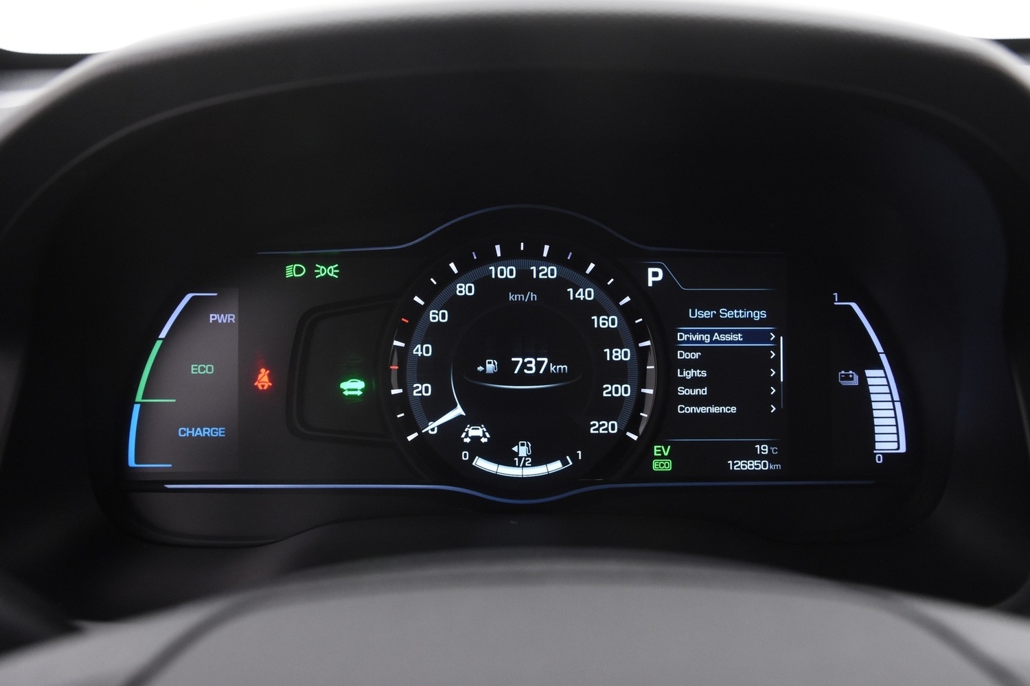 Hyundai IONIQ hybrid vaihtoauto