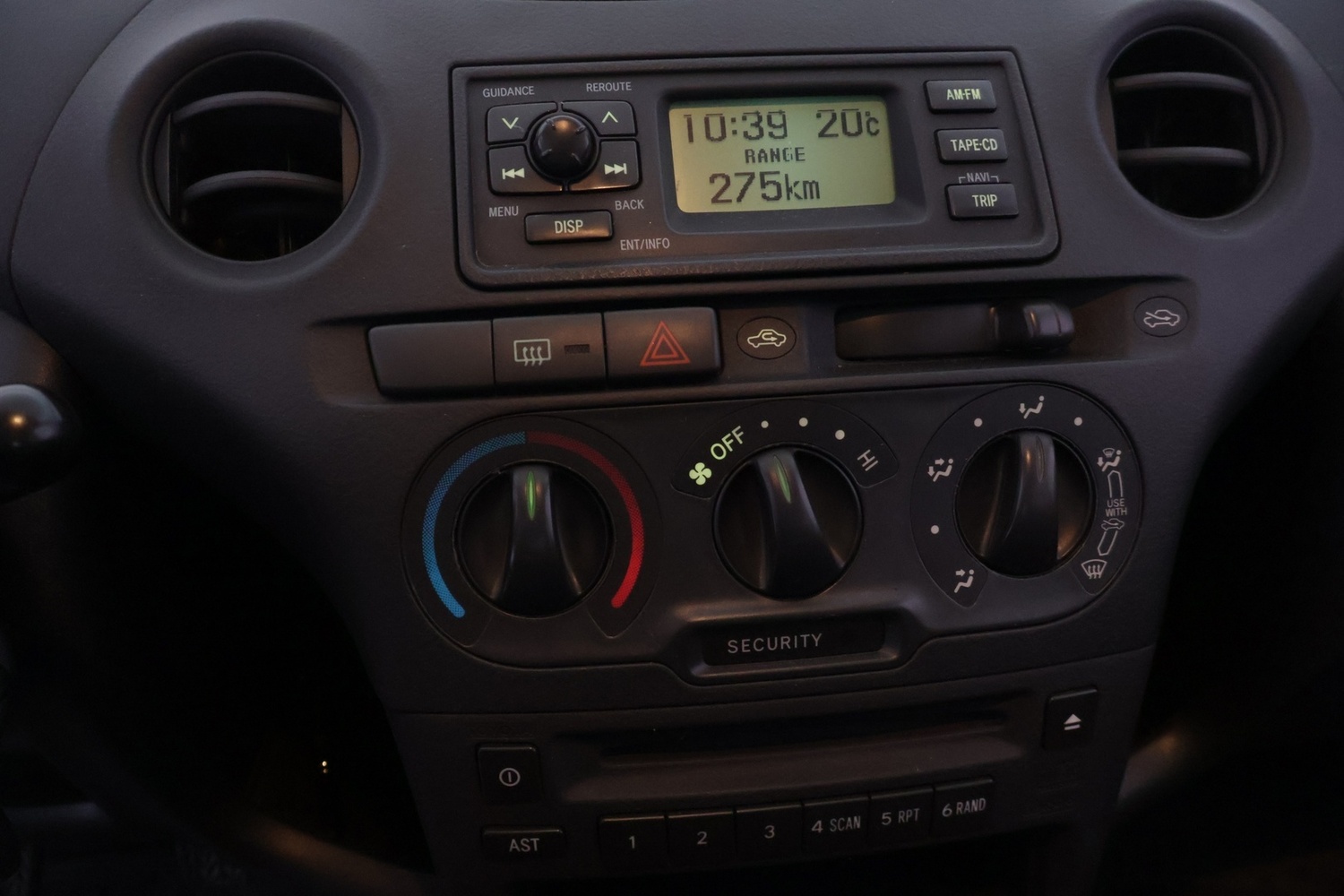 Toyota Yaris vaihtoauto