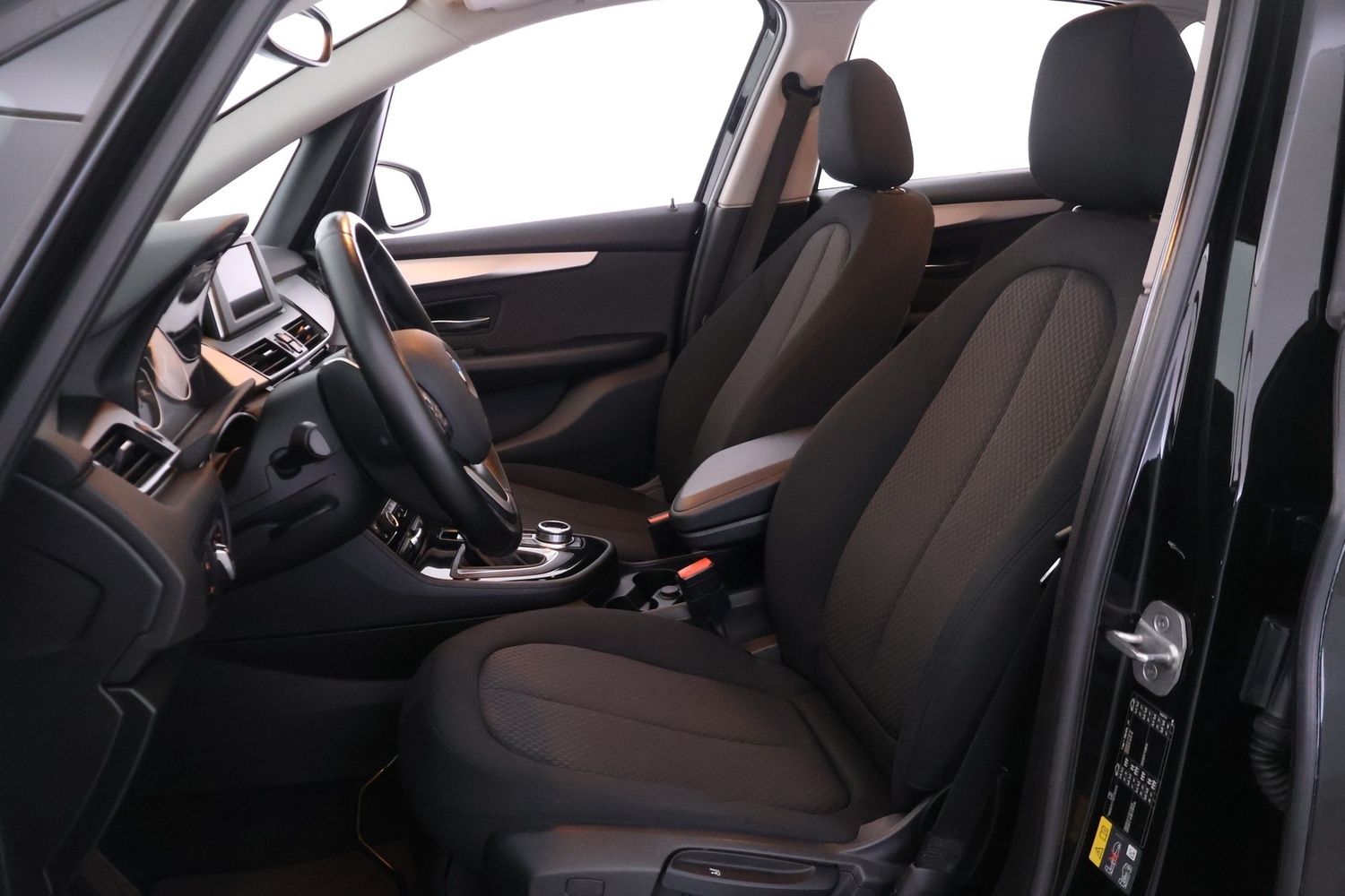 BMW 225 vaihtoauto