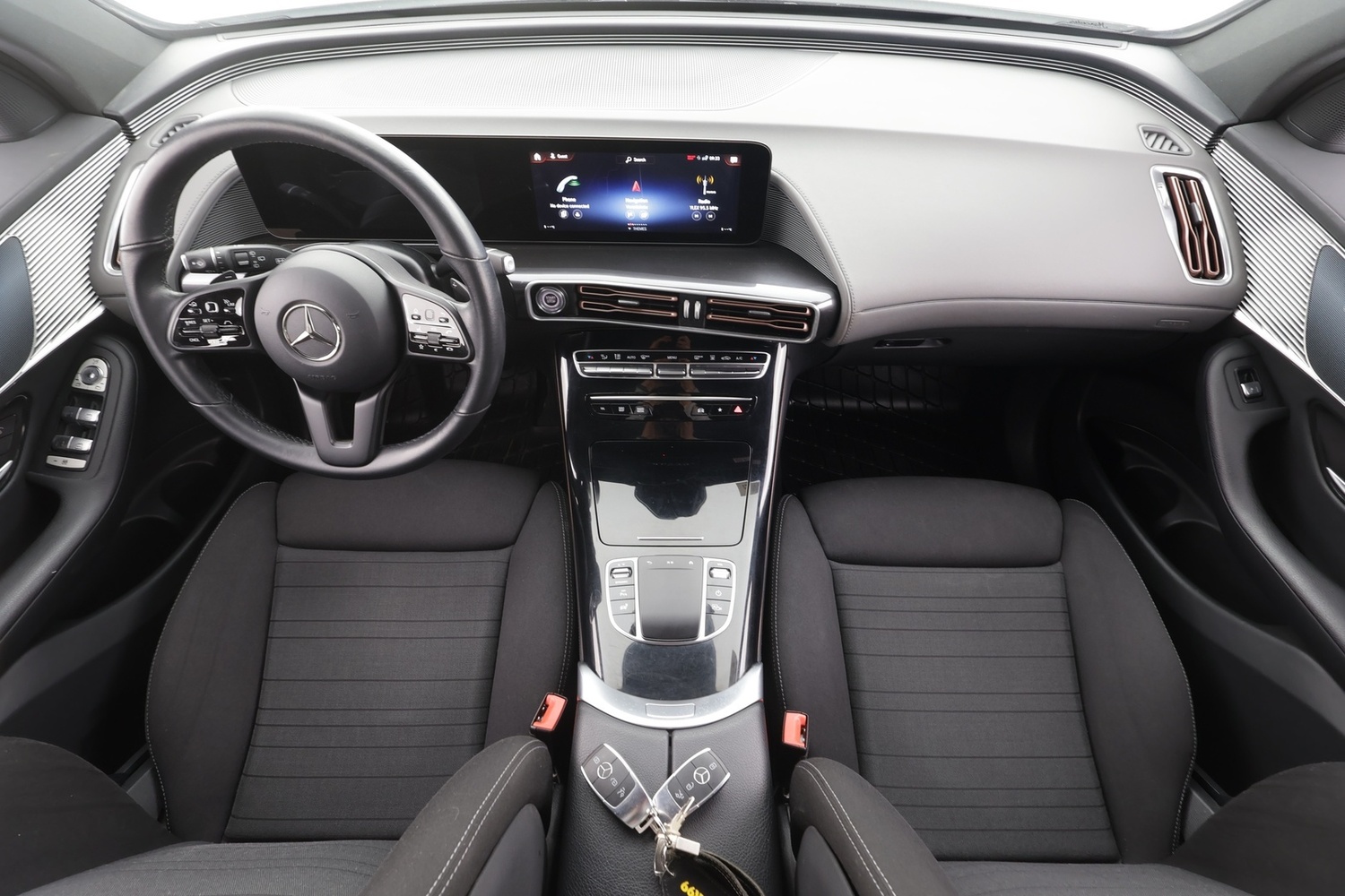 Mercedes-Benz EQC vaihtoauto