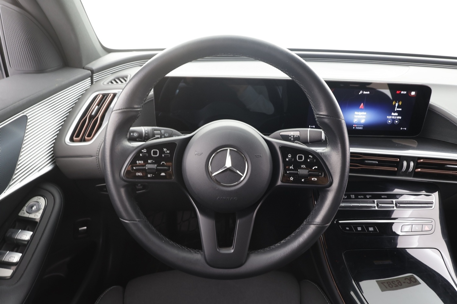 Mercedes-Benz EQC vaihtoauto