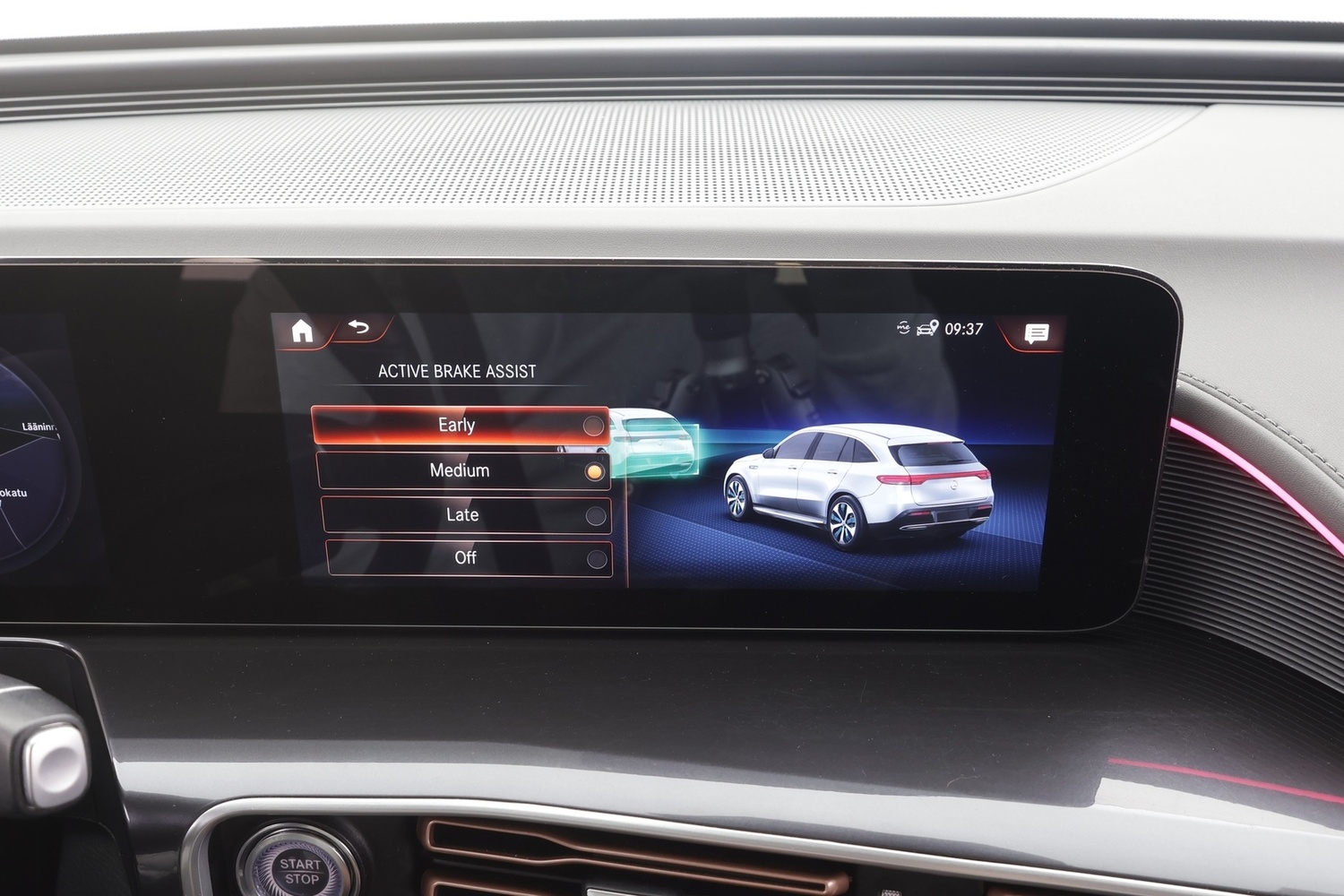 Mercedes-Benz EQC vaihtoauto
