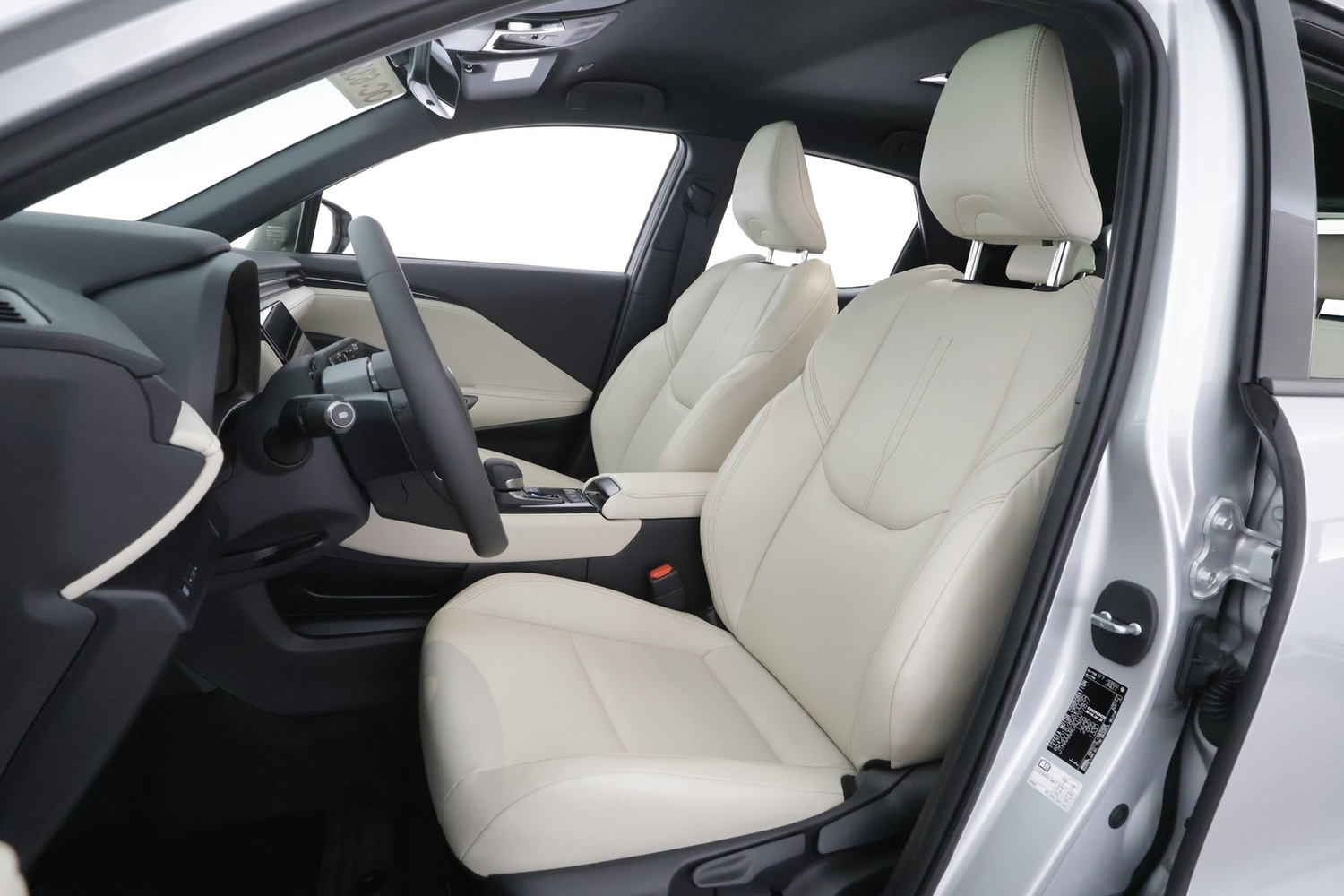 Lexus LBX vaihtoauto