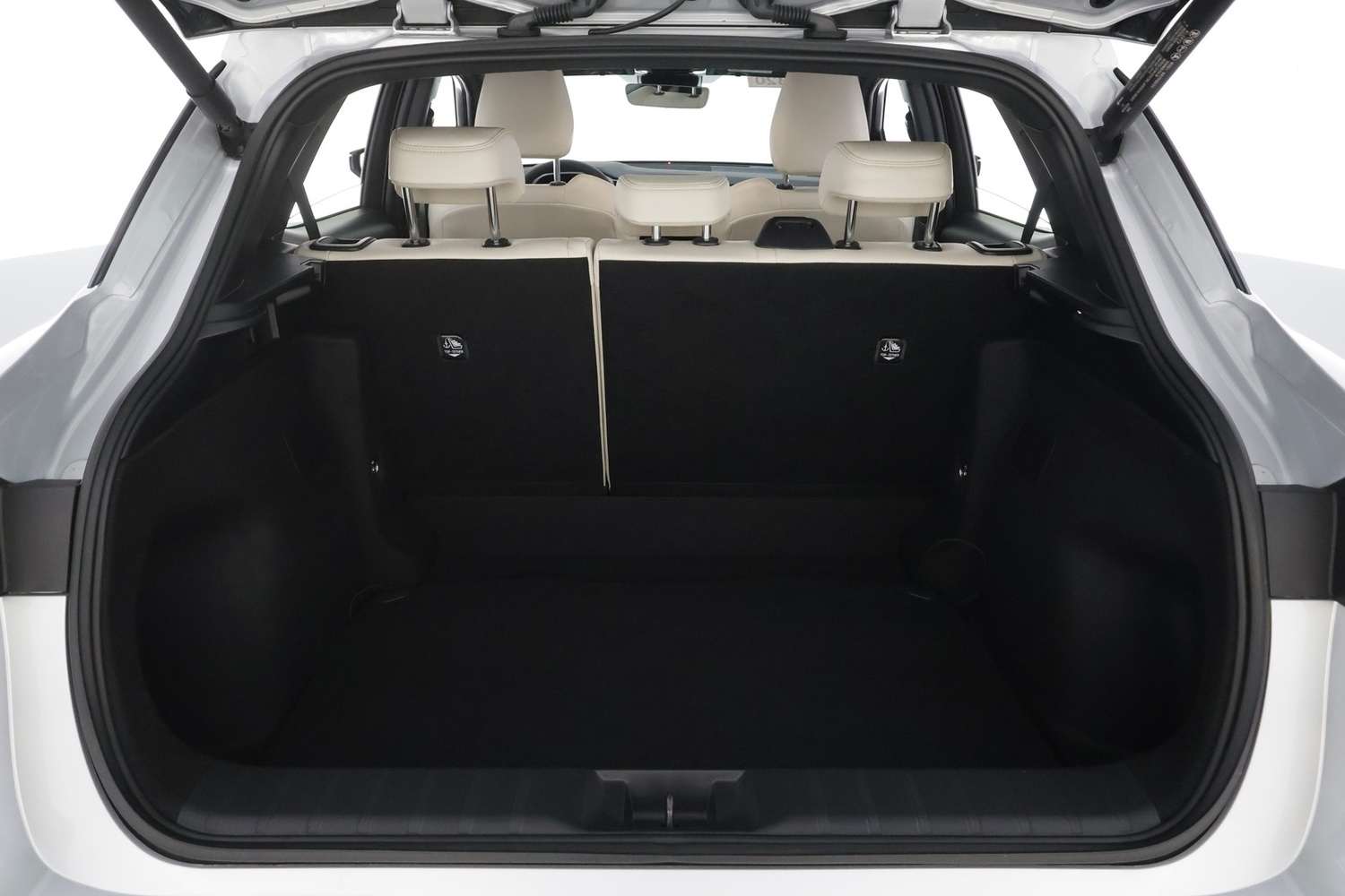 Lexus LBX vaihtoauto