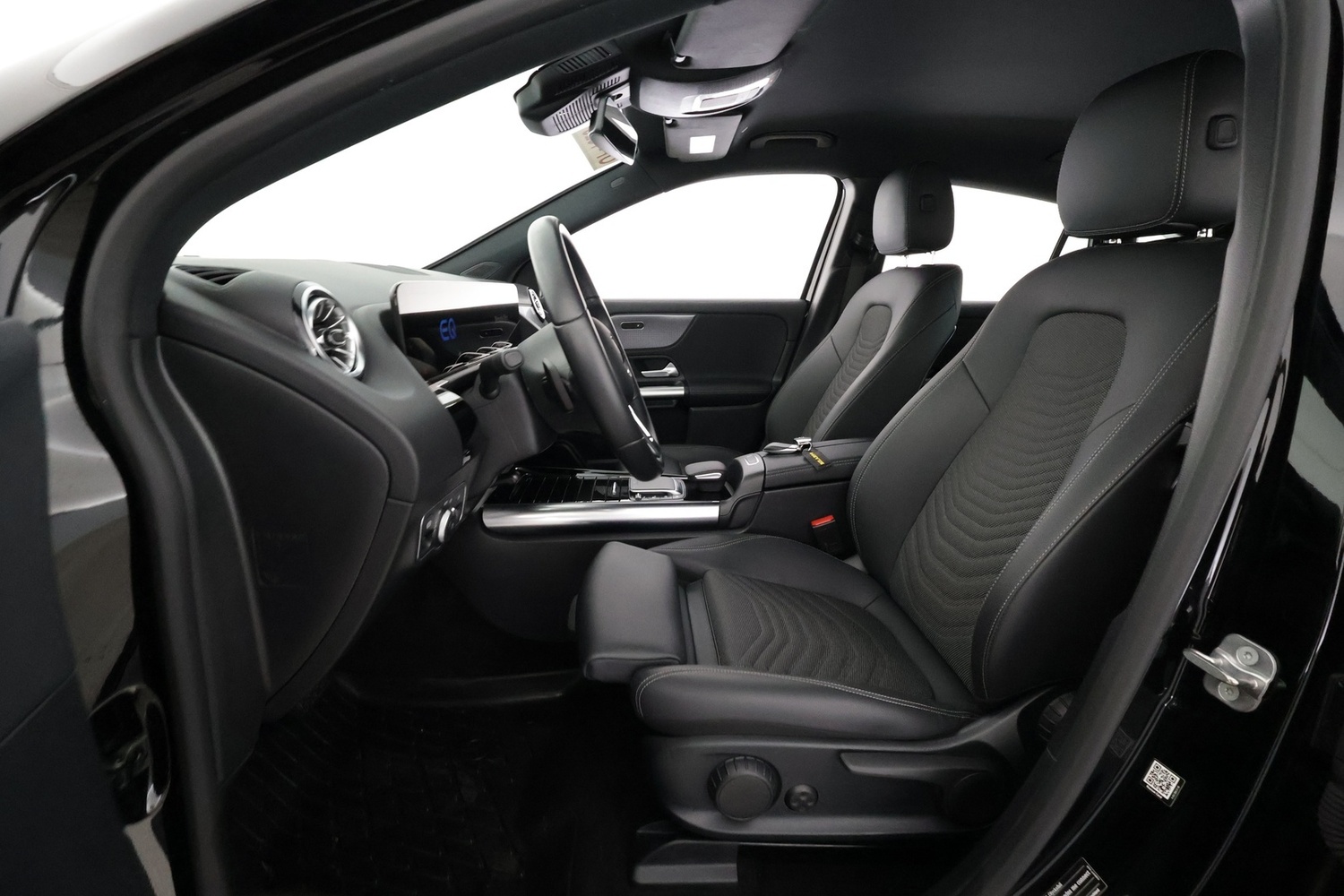 Mercedes-Benz EQA vaihtoauto