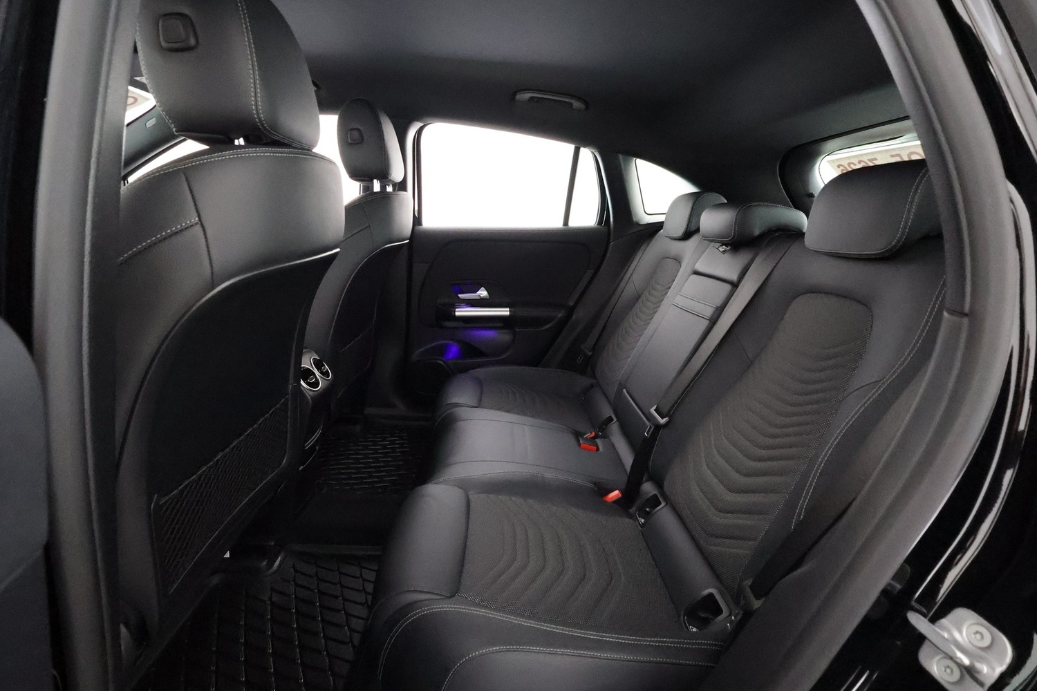 Mercedes-Benz EQA vaihtoauto
