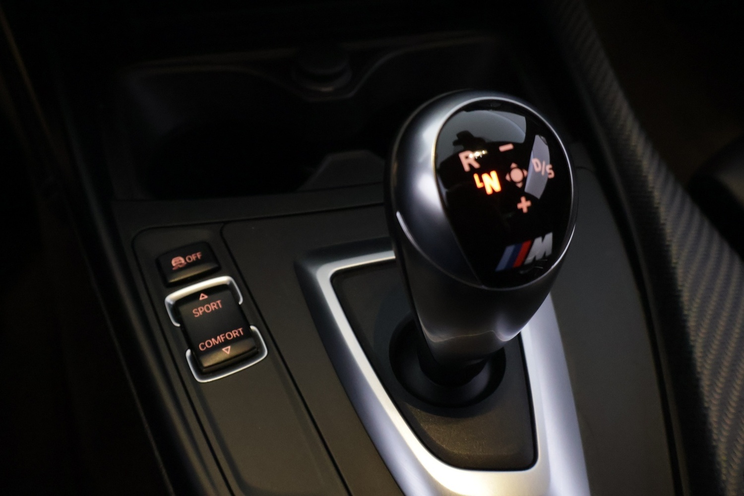 BMW M2 vaihtoauto