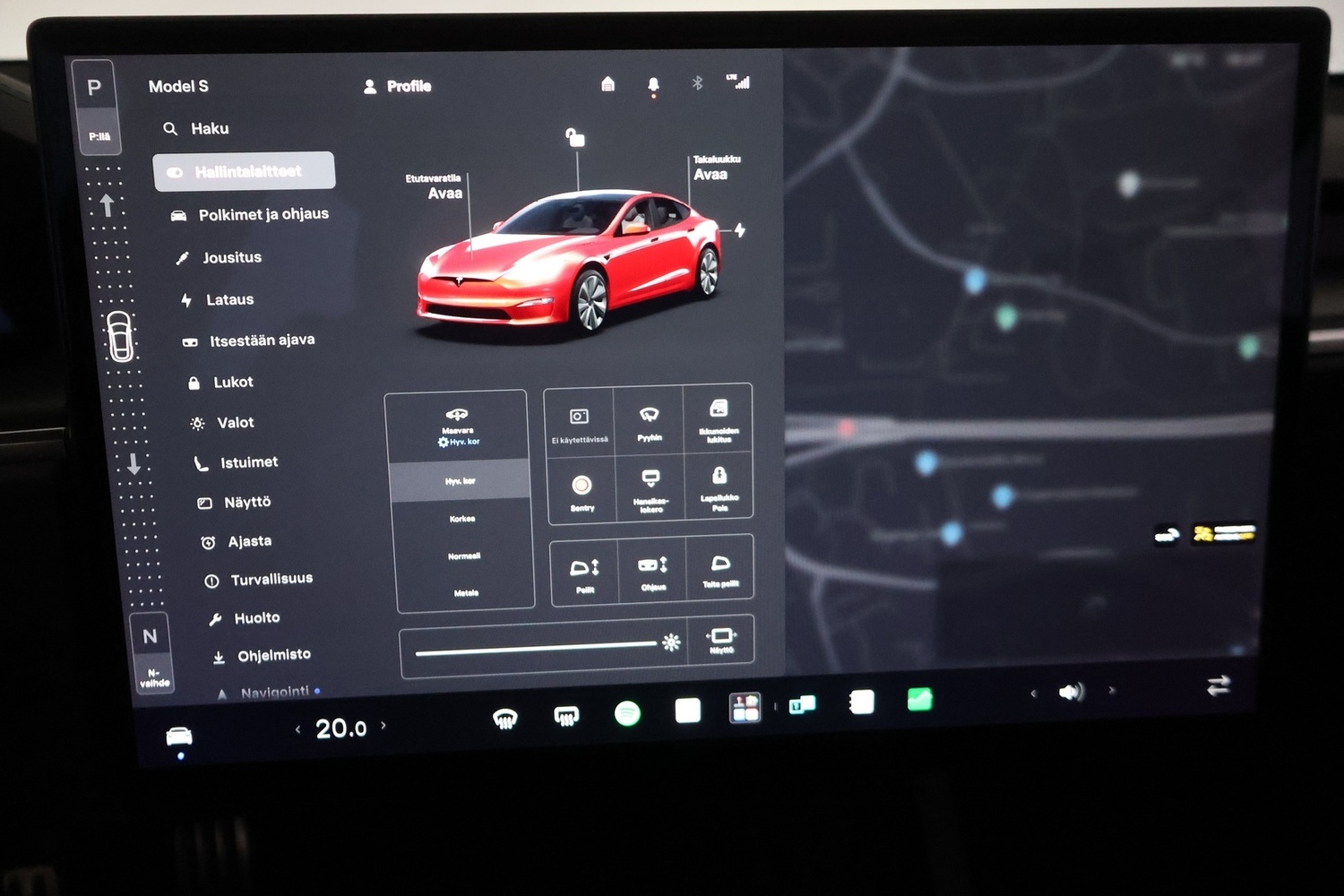 Tesla Model S vaihtoauto