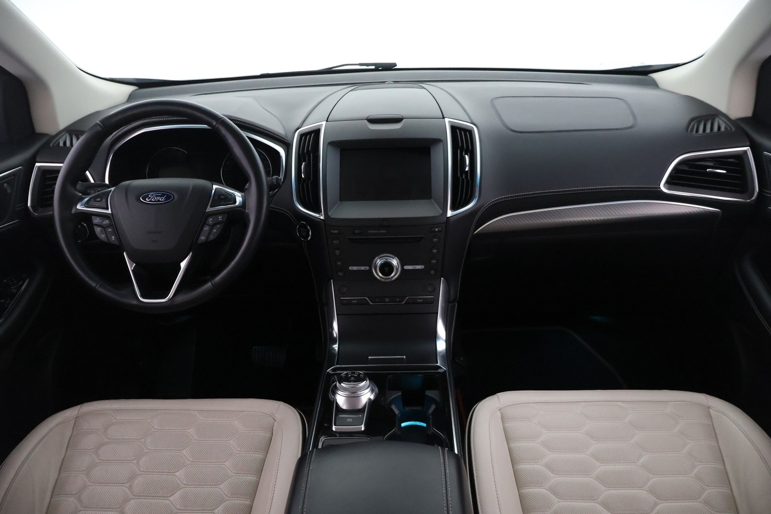 Ford Edge vaihtoauto