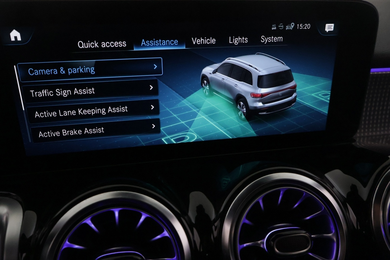 Mercedes-Benz EQB vaihtoauto
