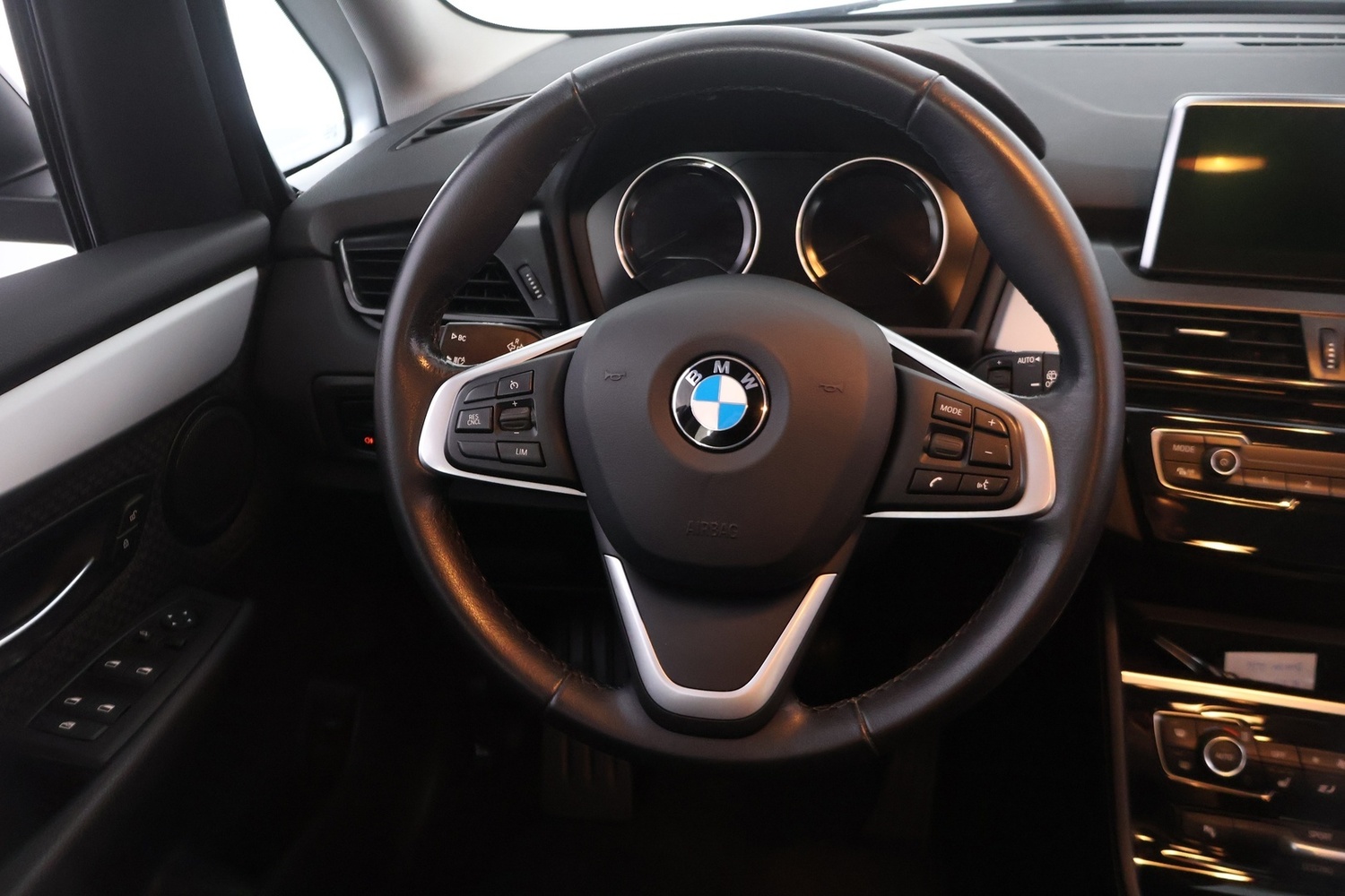 BMW 216 vaihtoauto