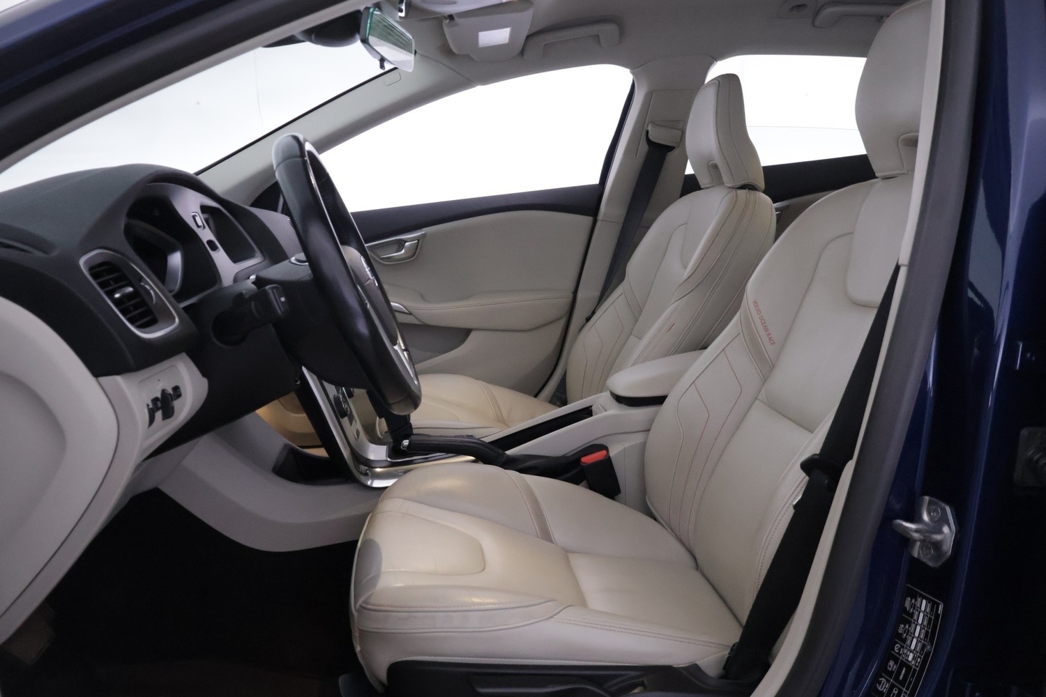 Volvo V40 Cross Country vaihtoauto