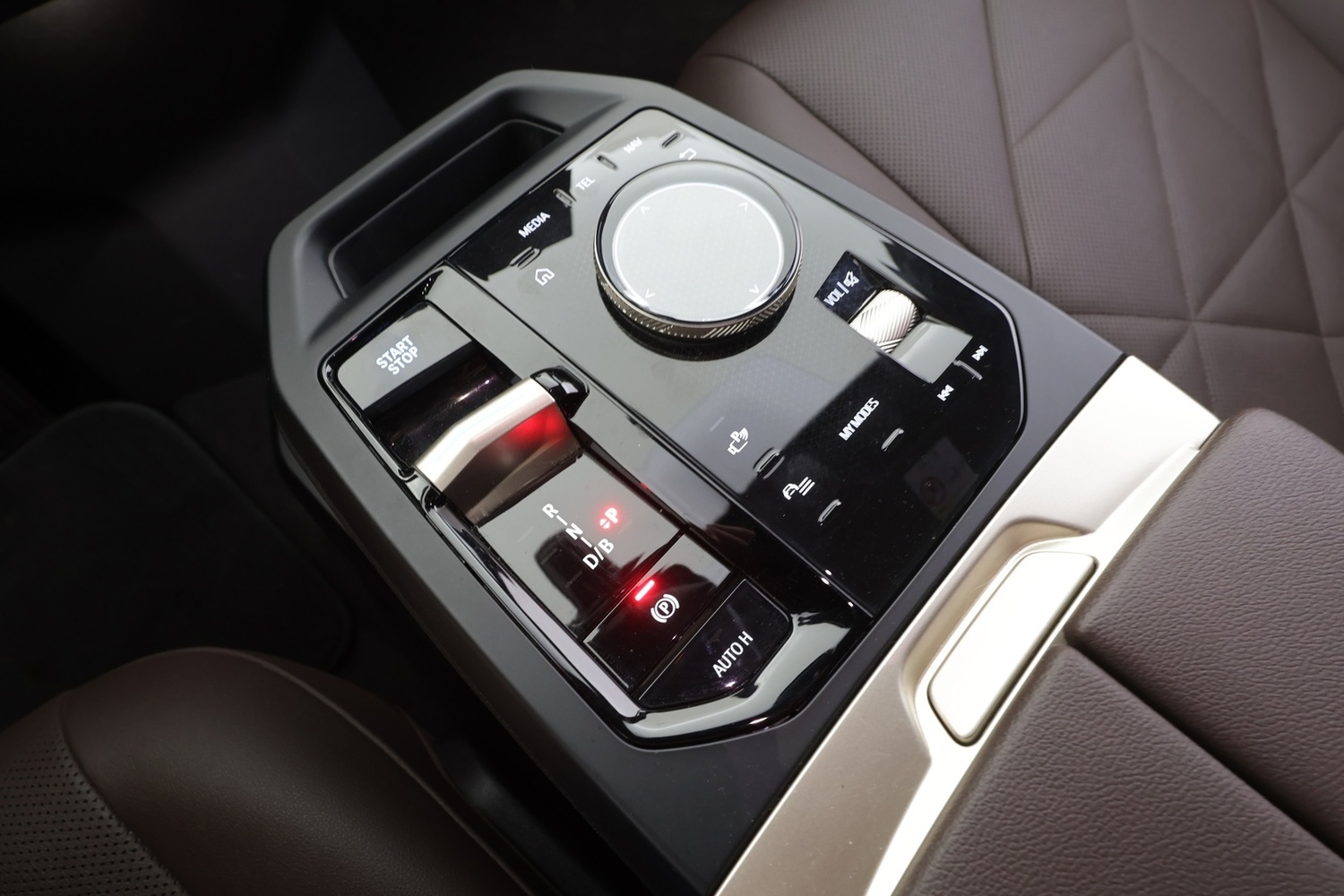 BMW iX vaihtoauto