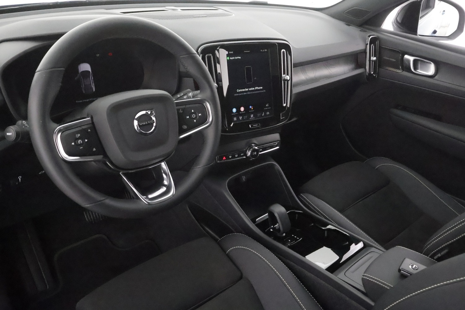 Volvo C40 vaihtoauto