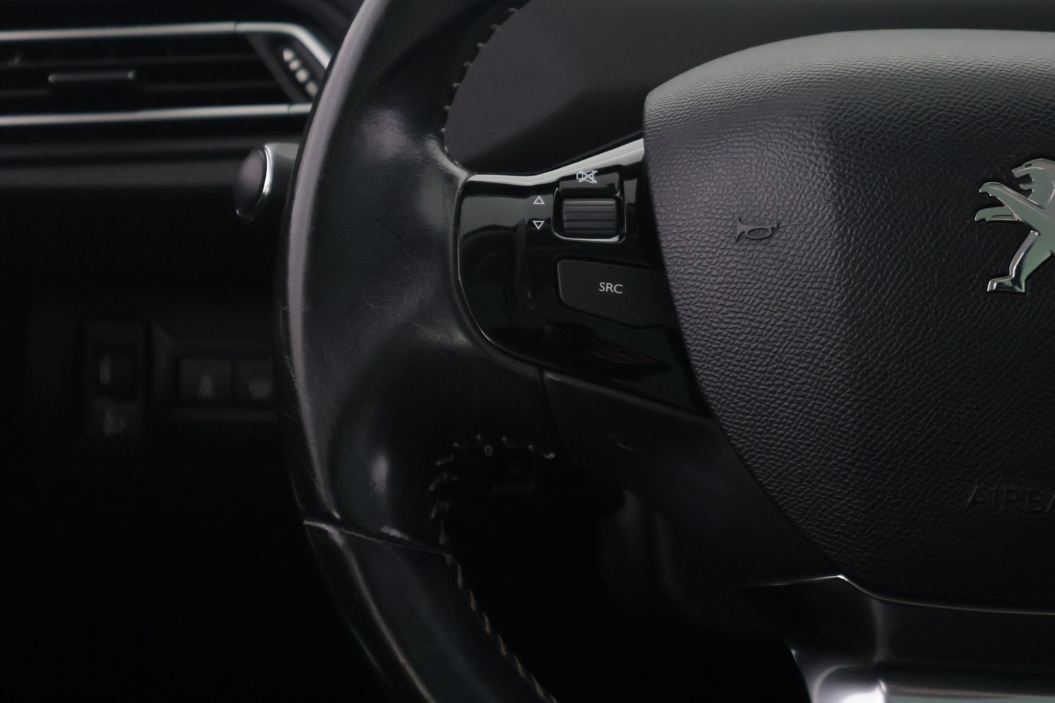 Peugeot 308 vaihtoauto