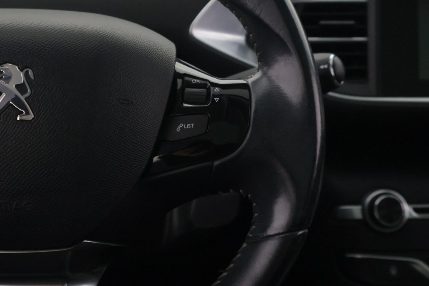 Peugeot 308 vaihtoauto
