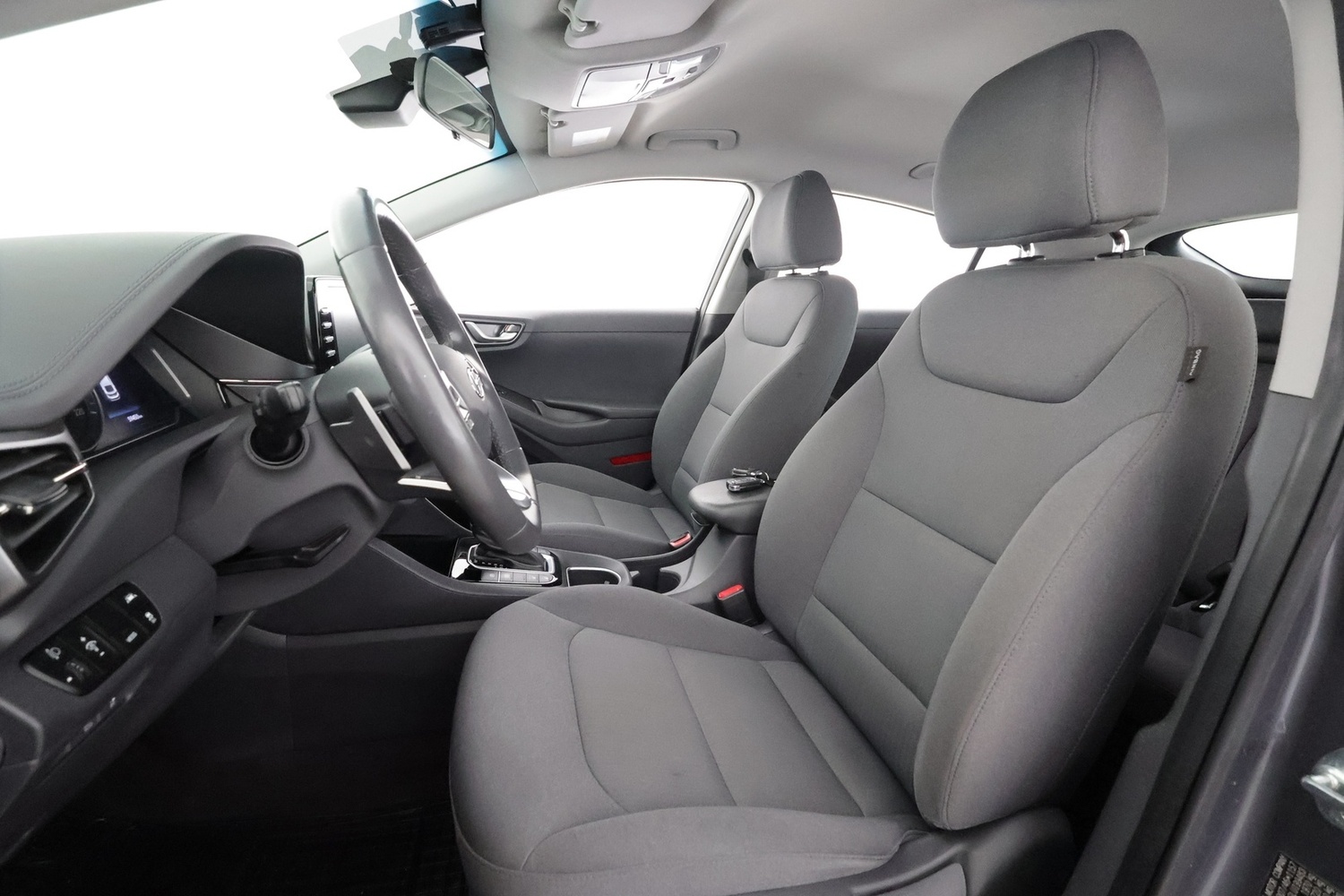 Hyundai IONIQ plug-in vaihtoauto