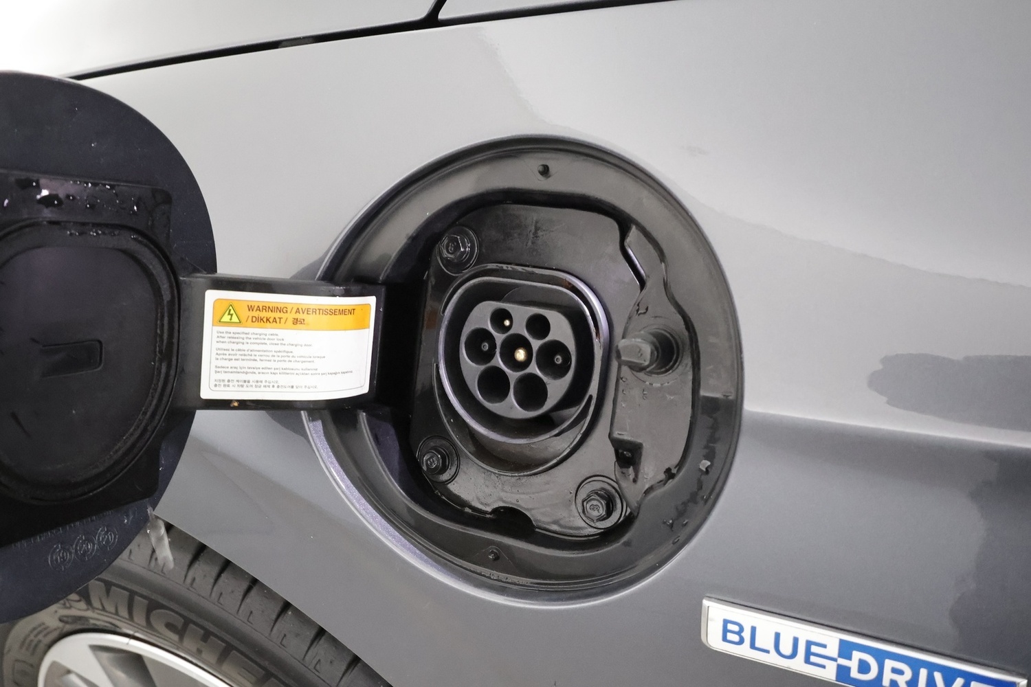 Hyundai IONIQ plug-in vaihtoauto