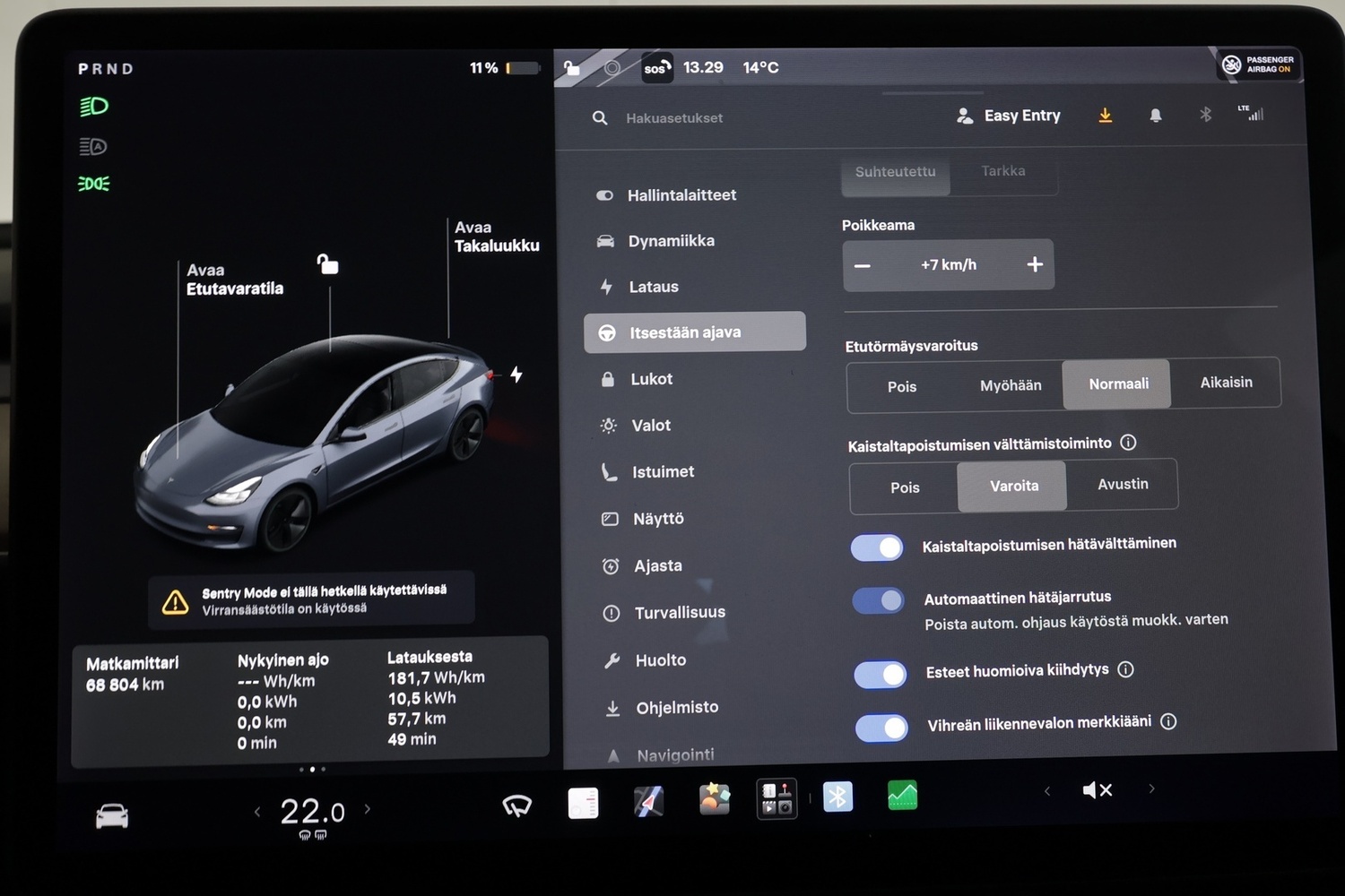 Tesla Model 3 vaihtoauto