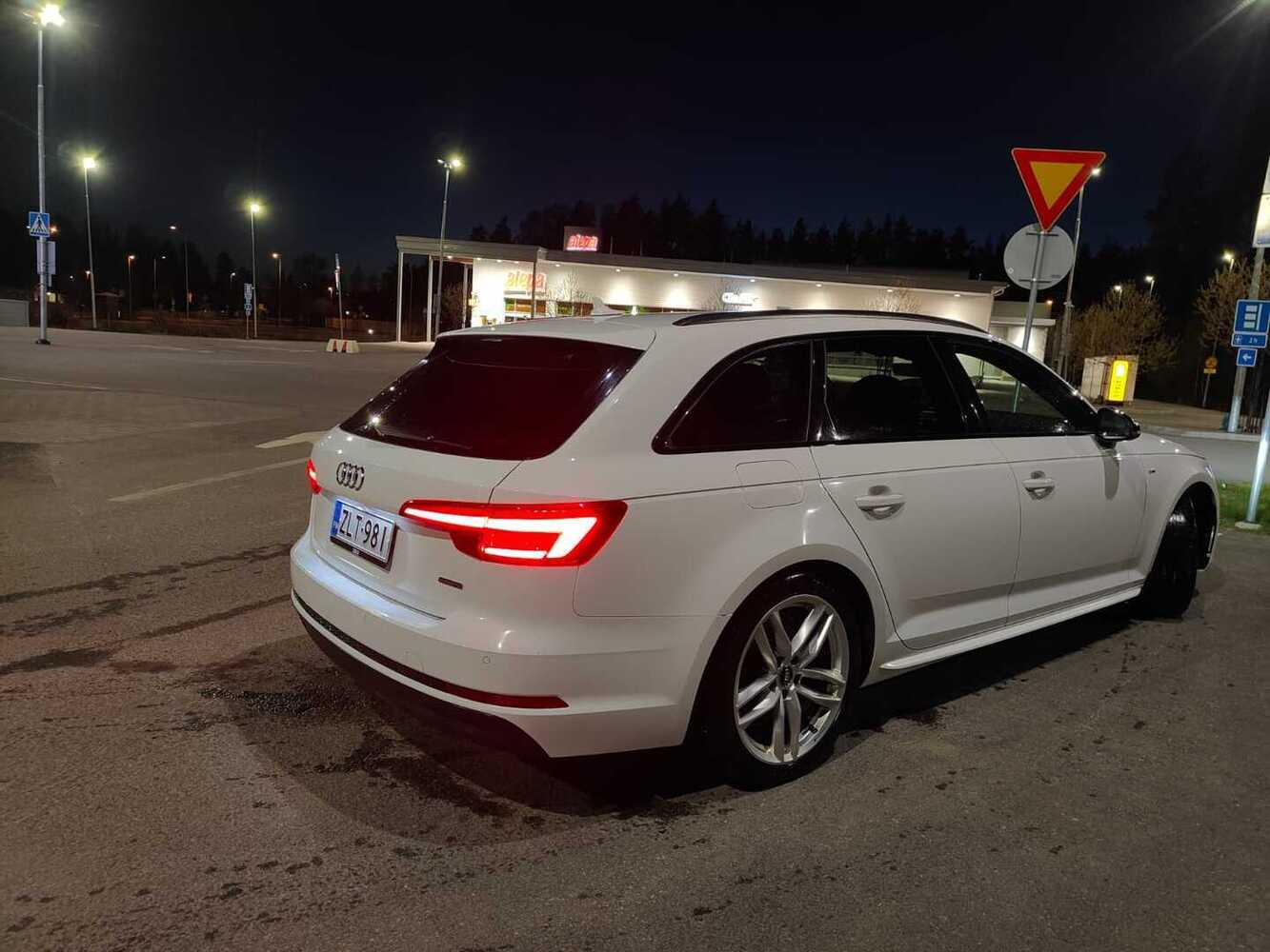 Audi A4 vaihtoauto