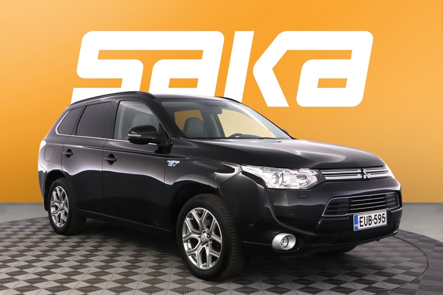 Mitsubishi Outlander PHEV vaihtoauto