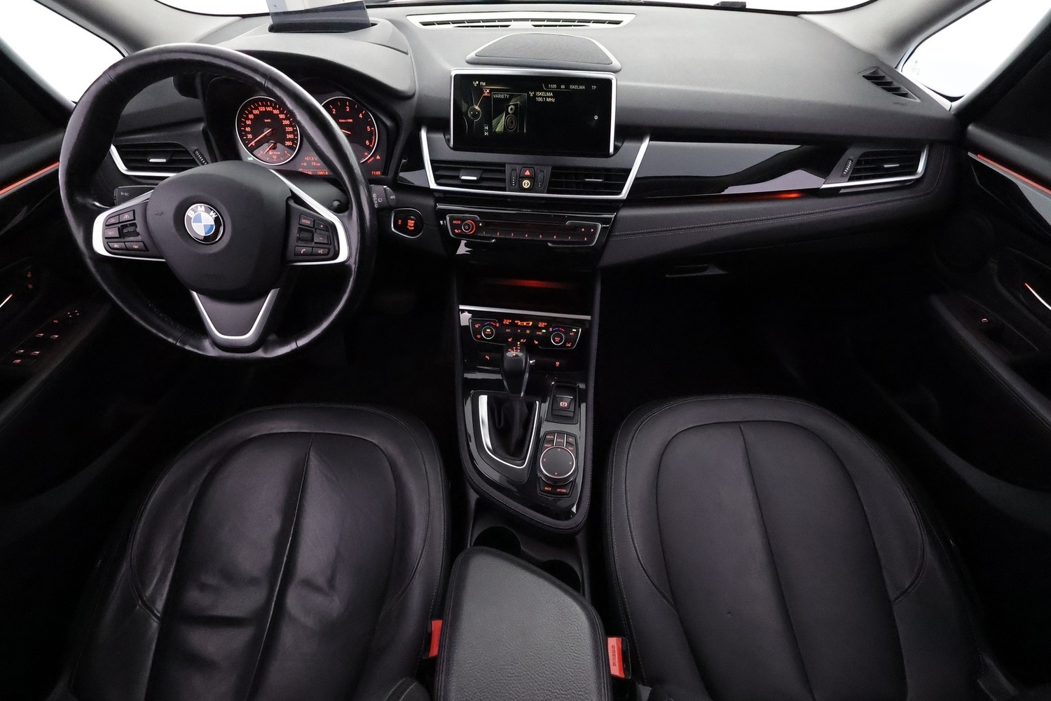 BMW 220 vaihtoauto