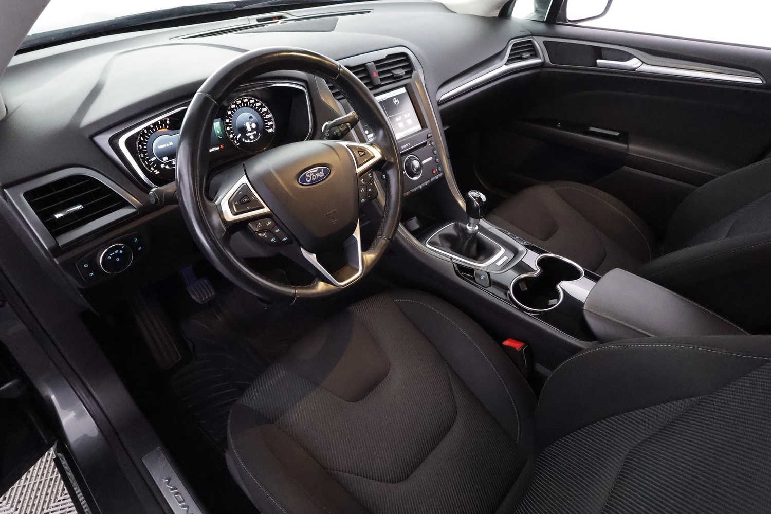 Ford Mondeo vaihtoauto