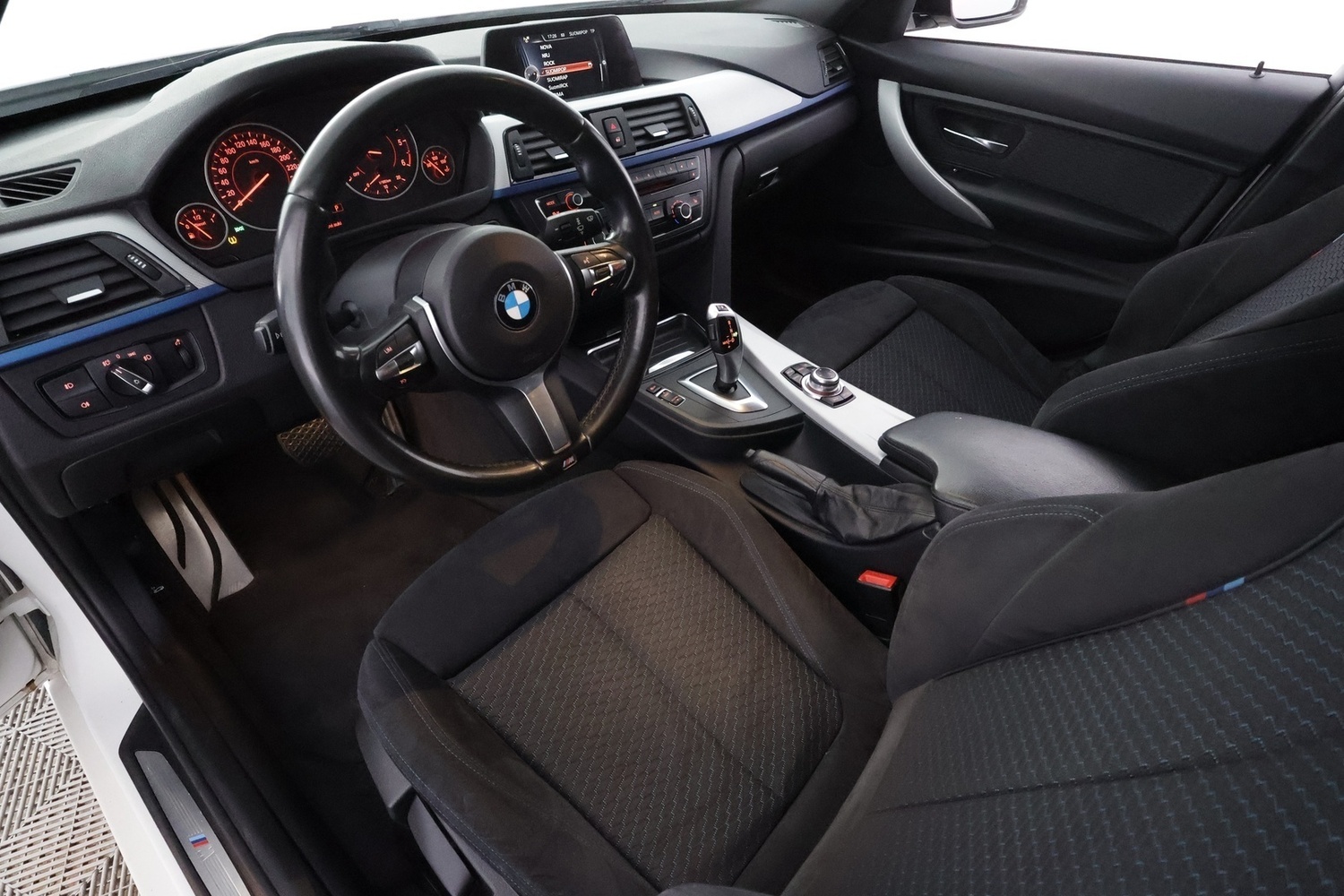 BMW 318 vaihtoauto