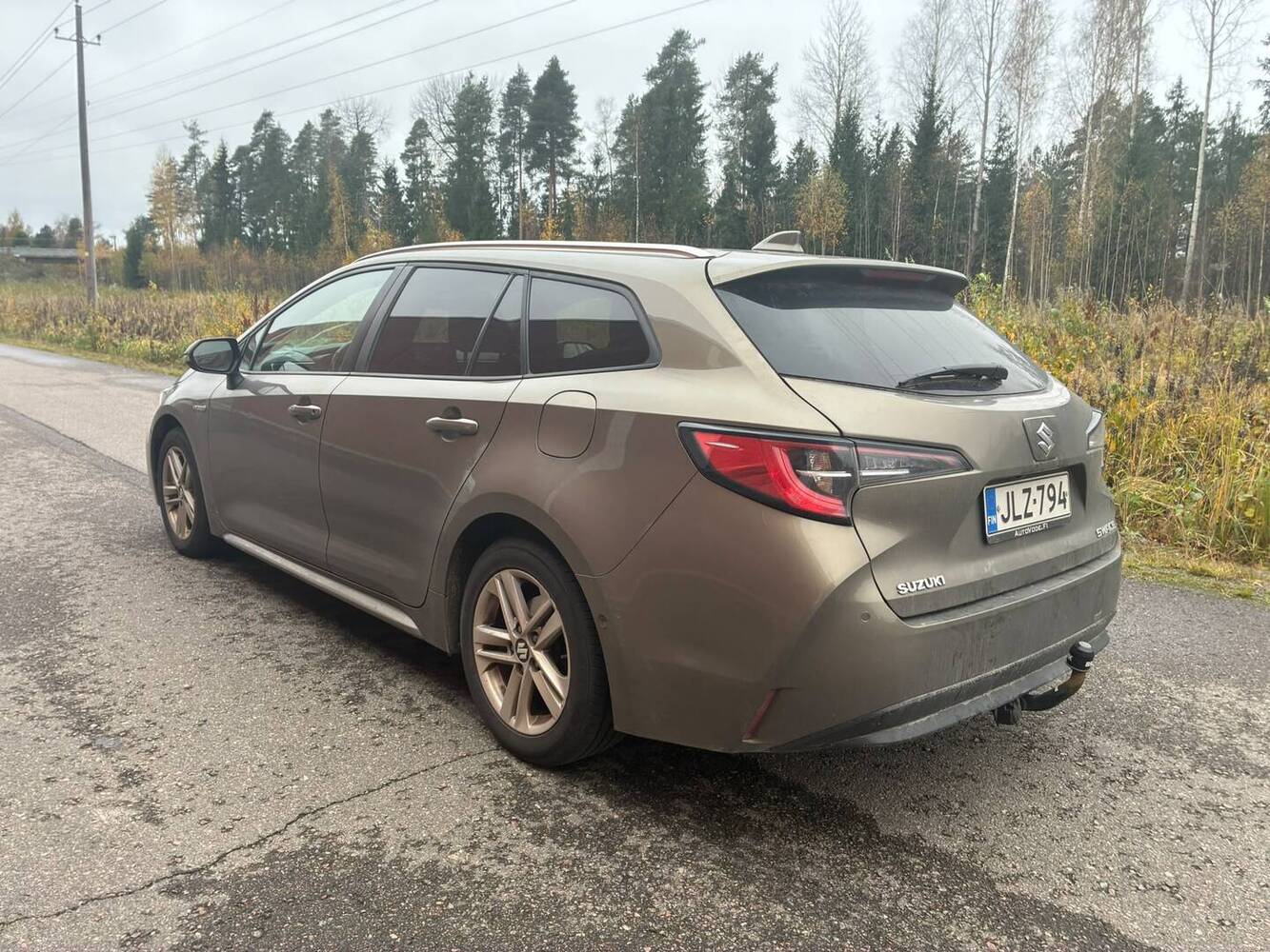 Suzuki Swace vaihtoauto