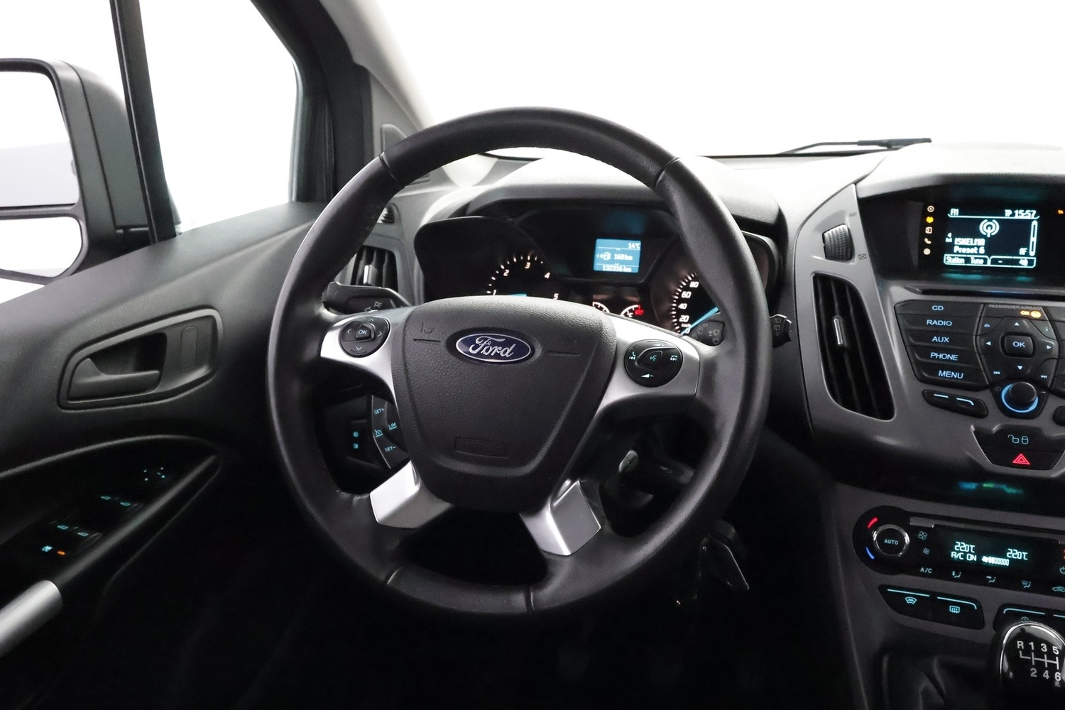 Ford Tourneo Connect vaihtoauto