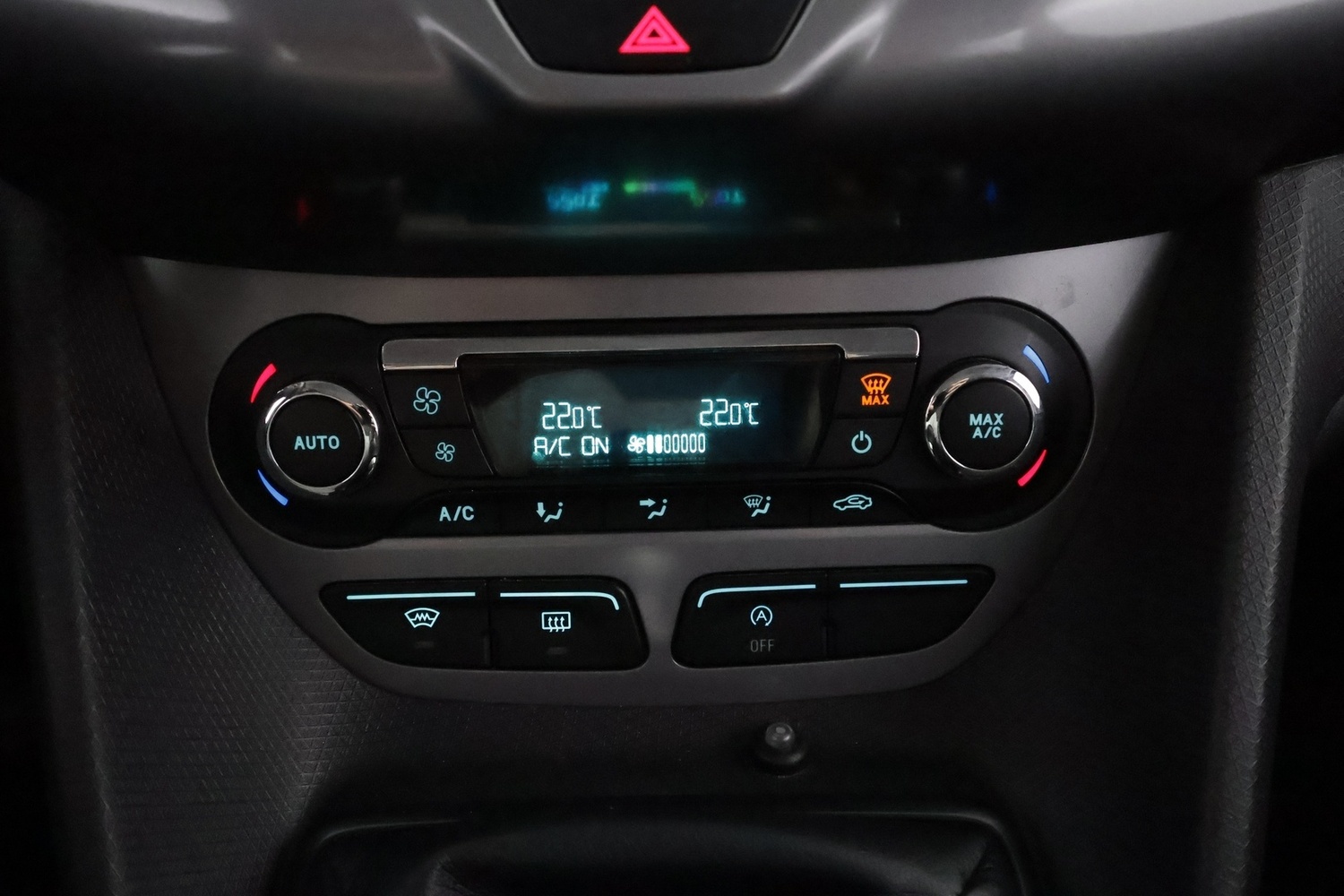 Ford Tourneo Connect vaihtoauto