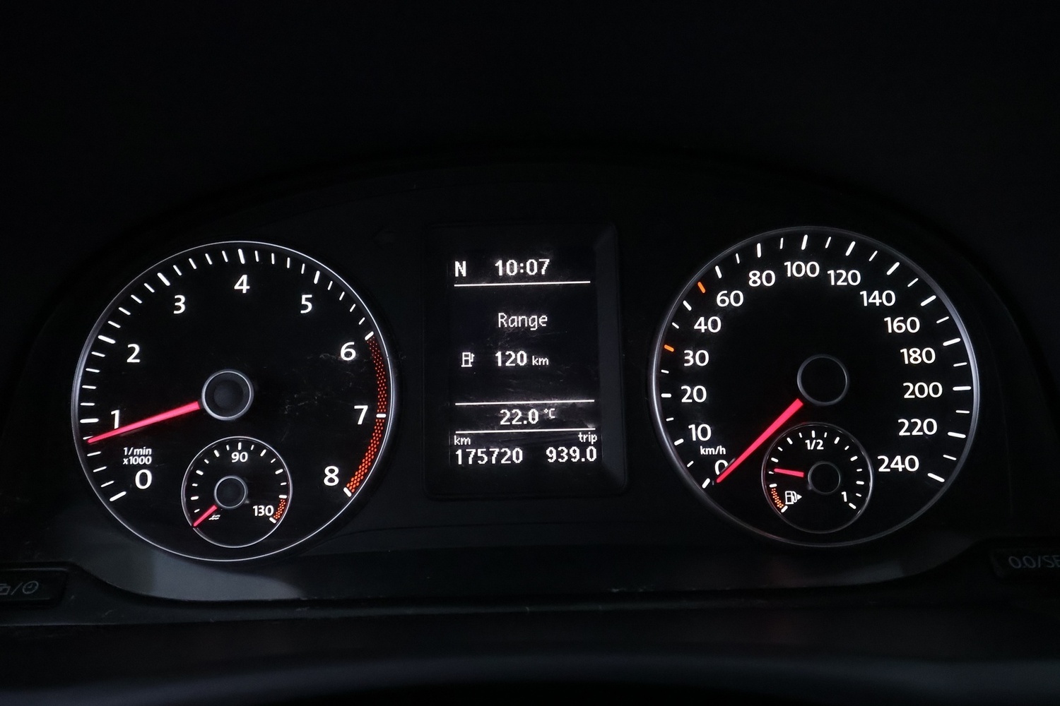 Volkswagen Touran vaihtoauto