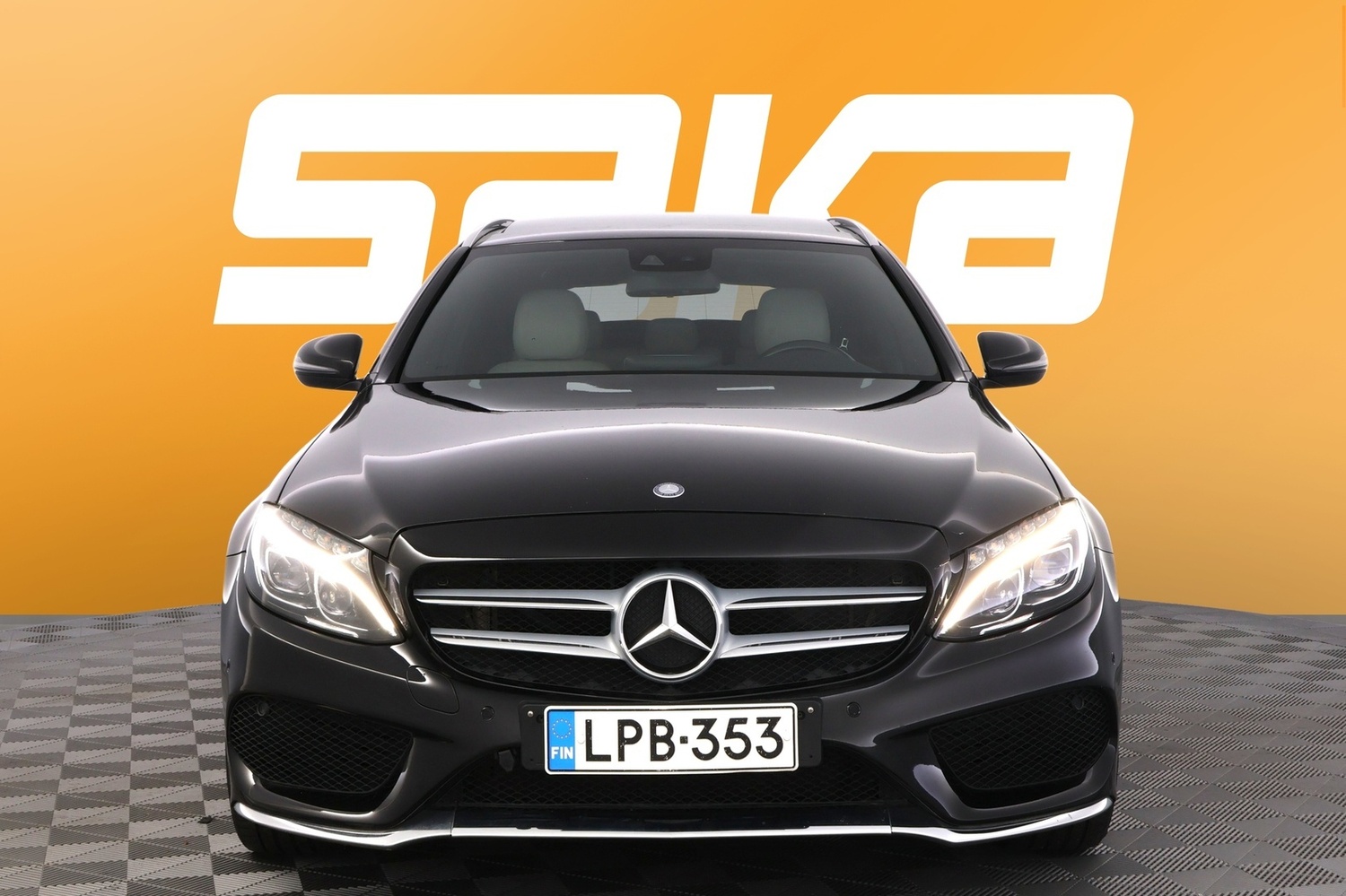 Mercedes-Benz C vaihtoauto