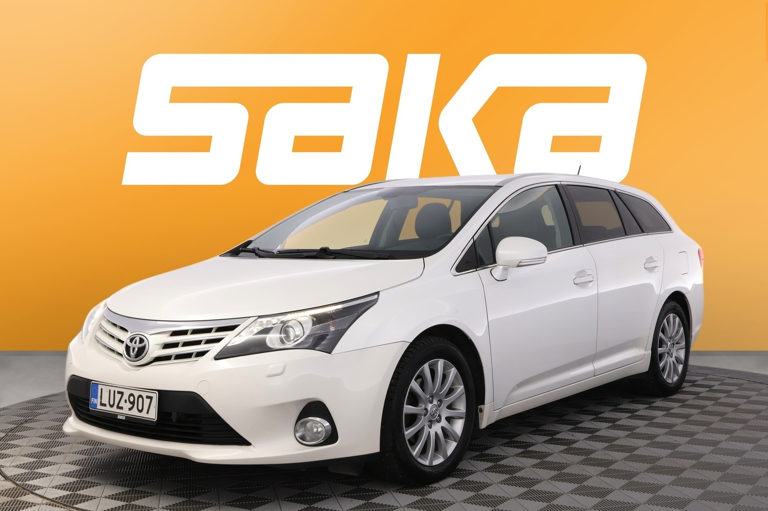 Toyota Avensis vaihtoauto