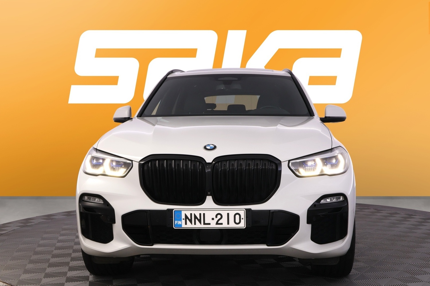 BMW X5 vaihtoauto