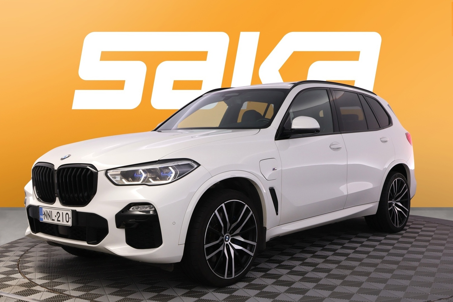 BMW X5 vaihtoauto