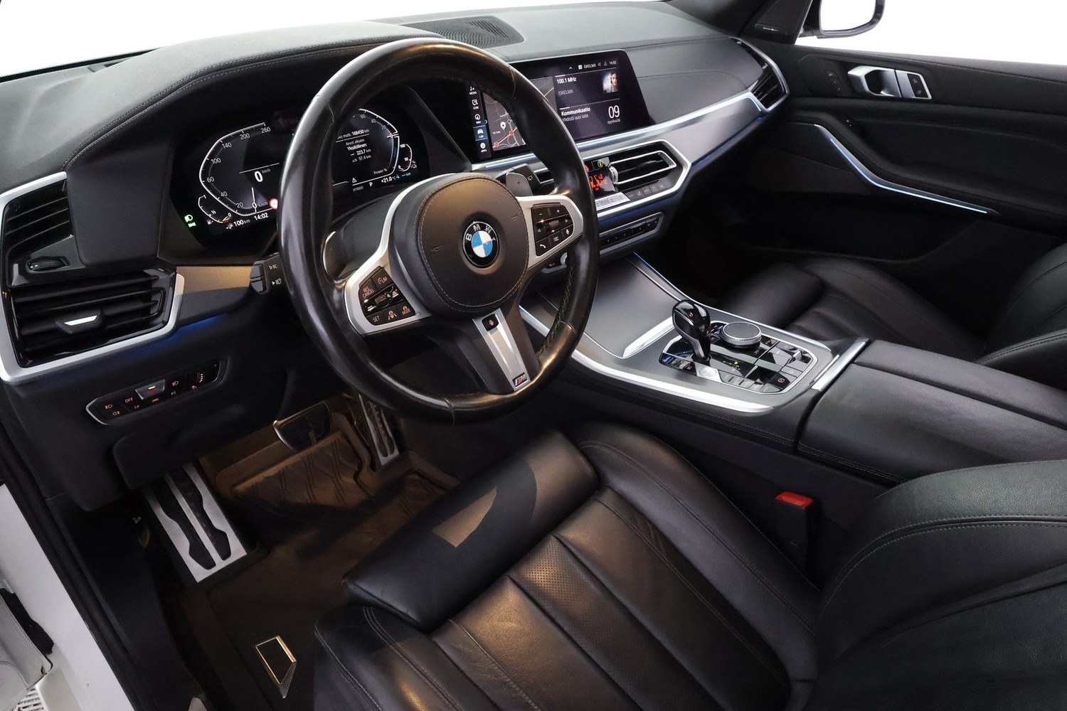 BMW X5 vaihtoauto