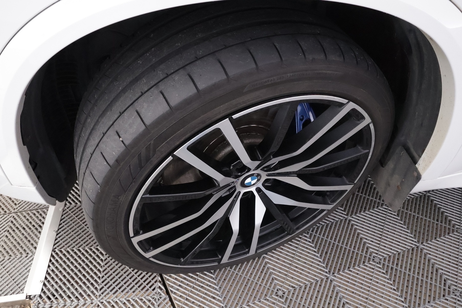 BMW X5 vaihtoauto