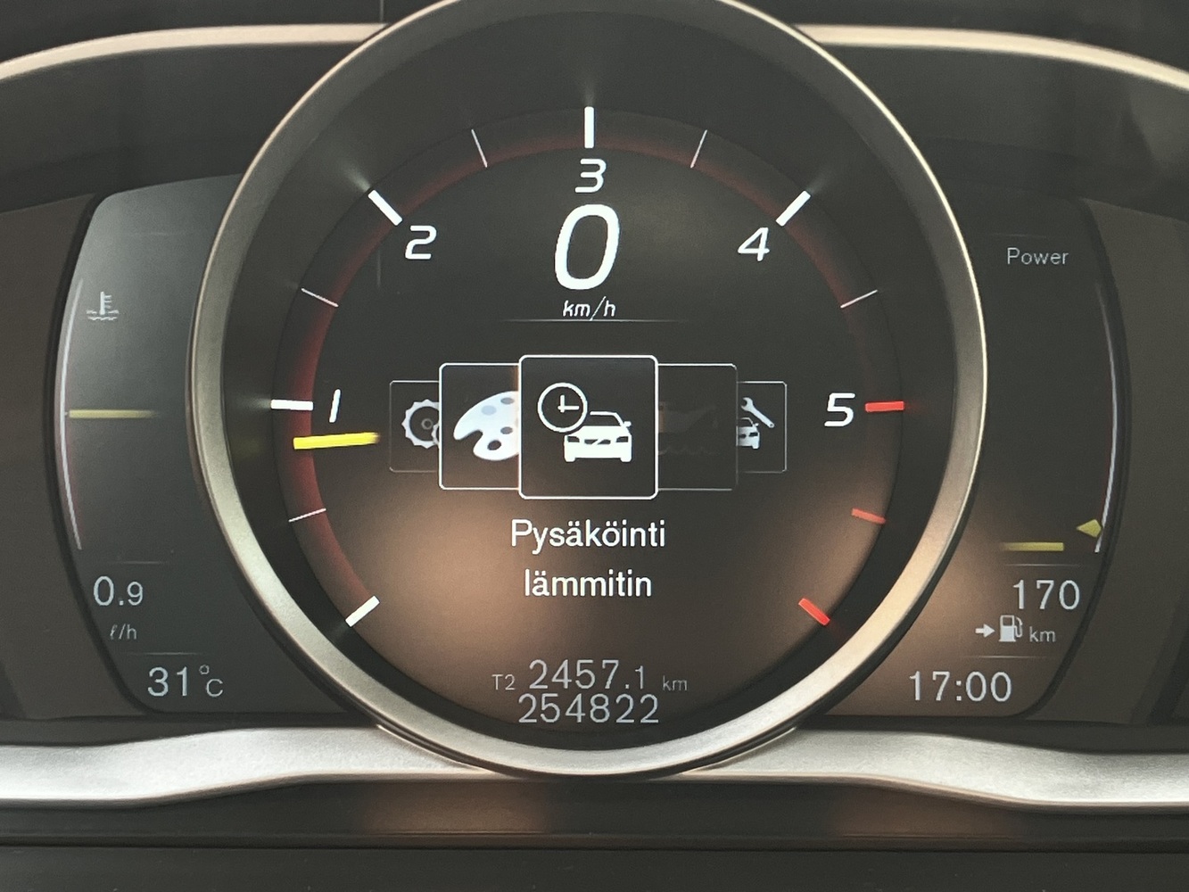 Volvo V70 vaihtoauto