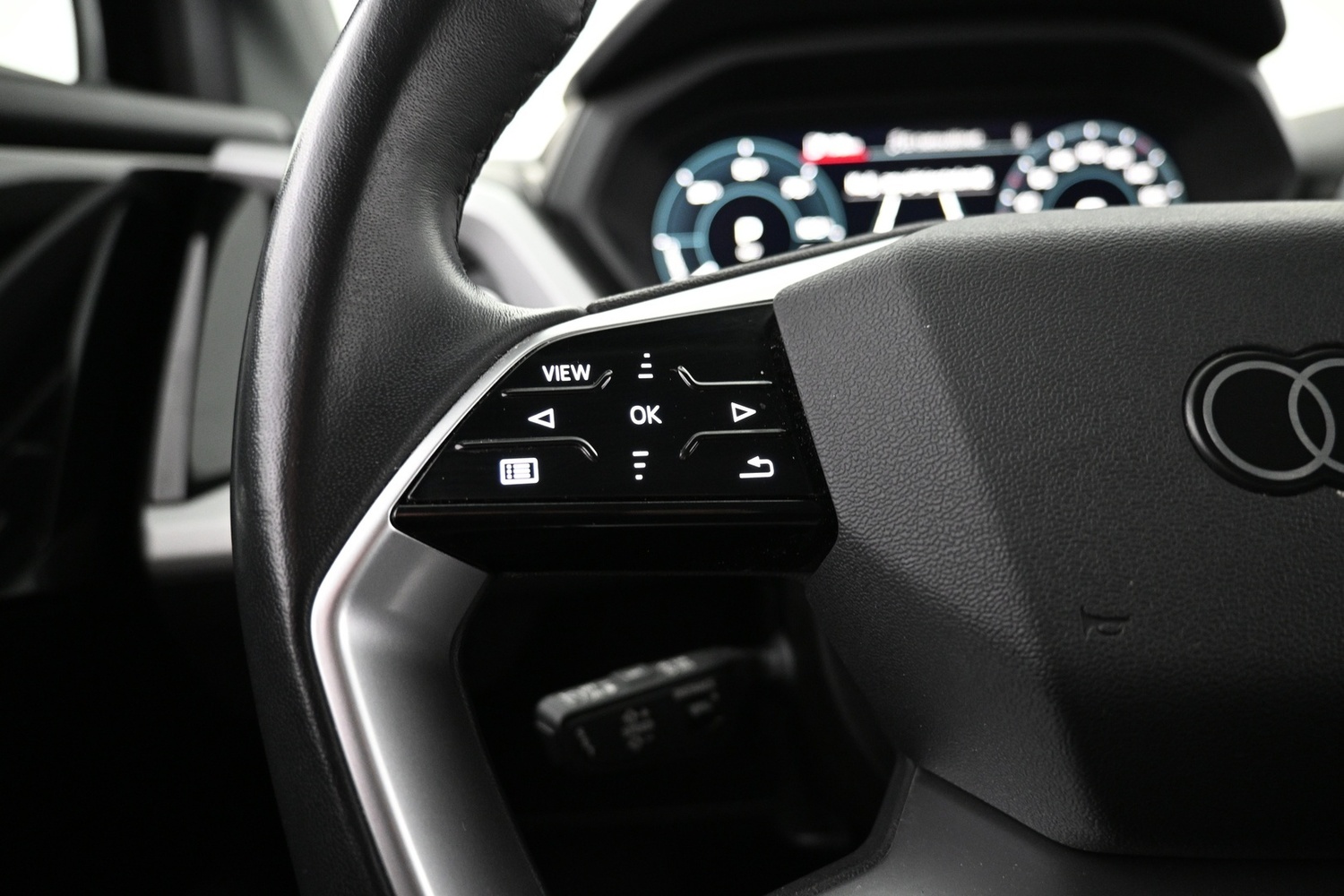 Audi Q4 e-tron vaihtoauto