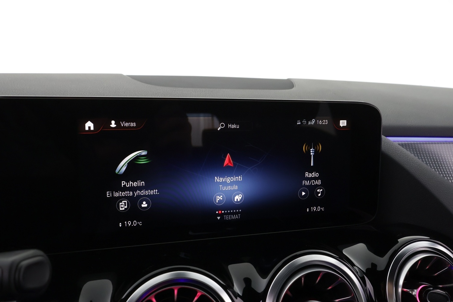 Mercedes-Benz GLA vaihtoauto