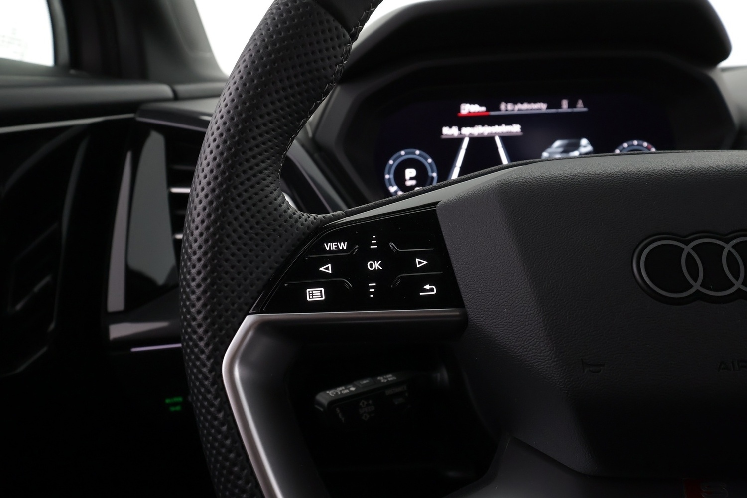 Audi Q4 e-tron vaihtoauto