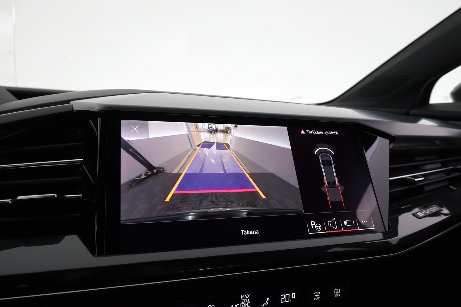 Audi Q4 e-tron vaihtoauto