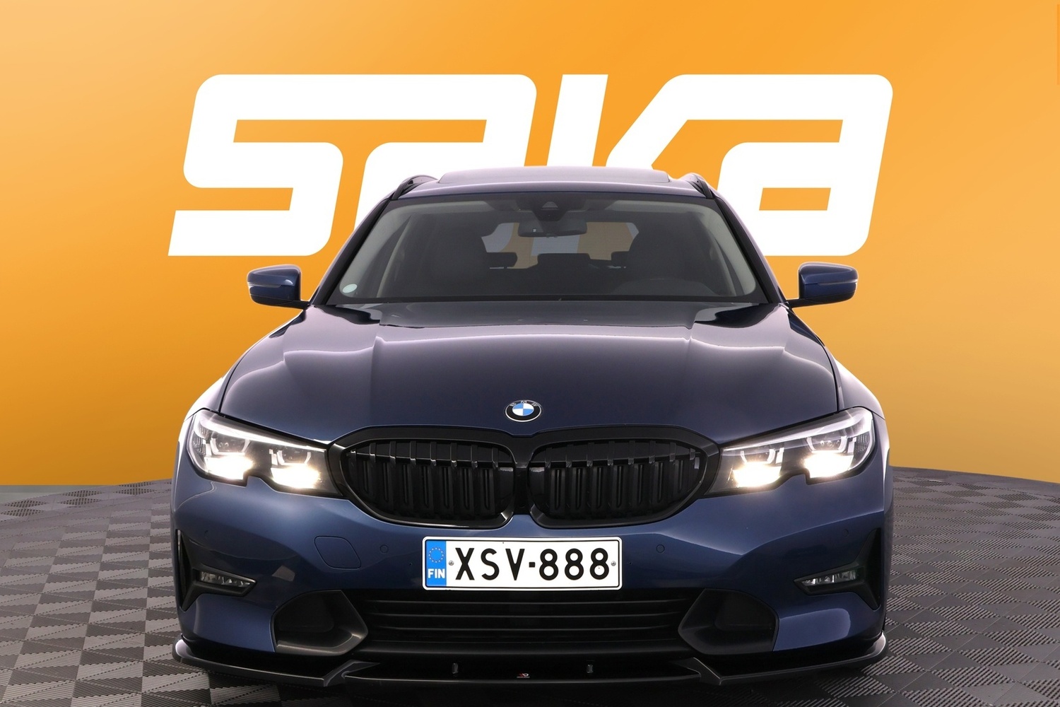 BMW 330 vaihtoauto