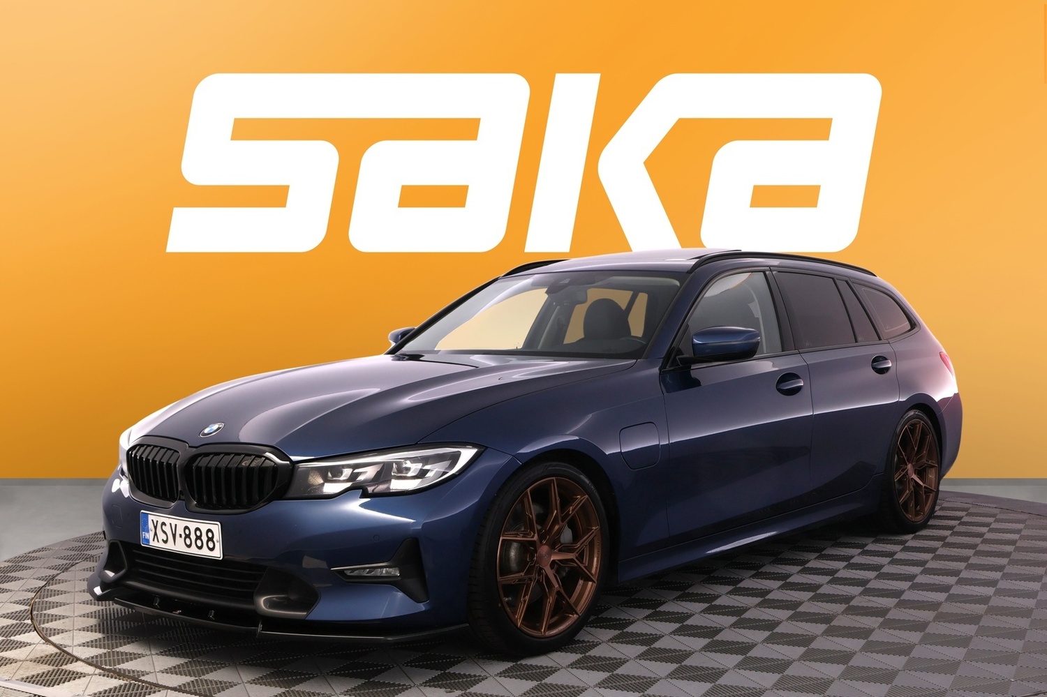BMW 330 vaihtoauto