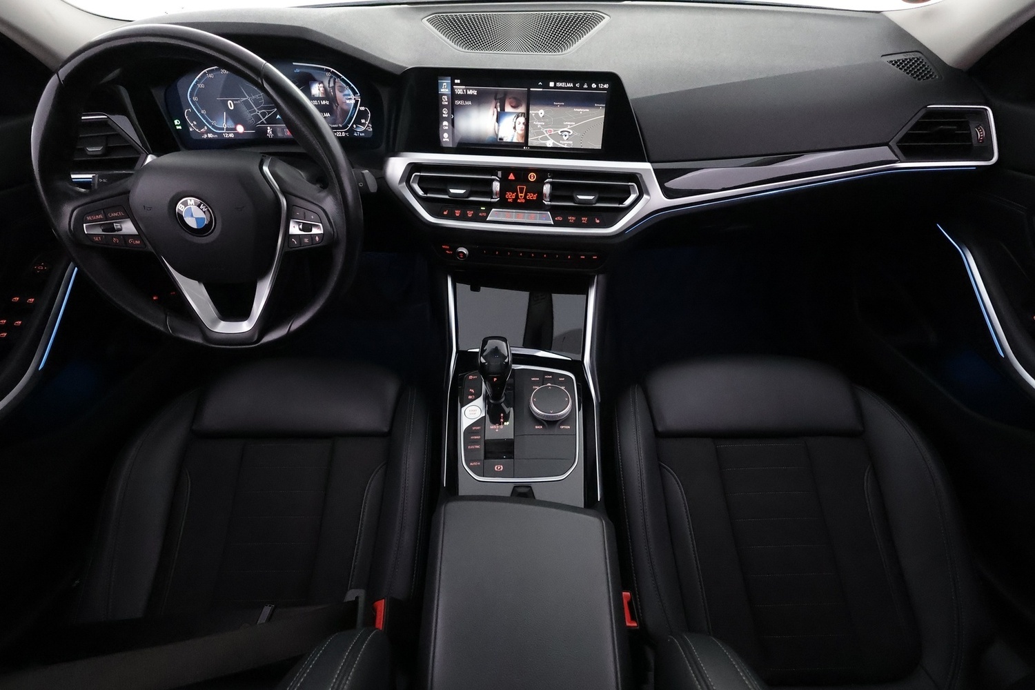 BMW 330 vaihtoauto
