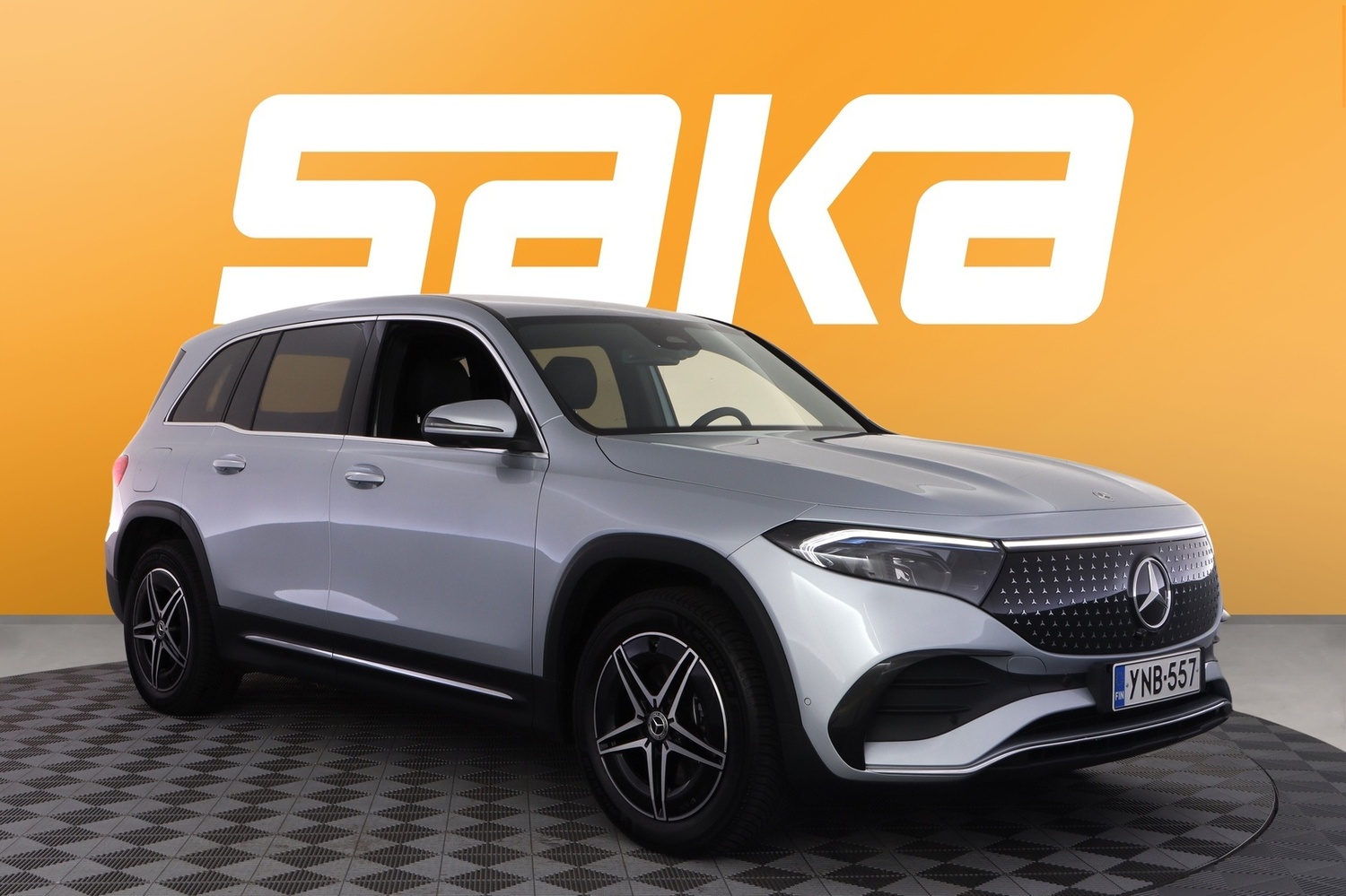 Mercedes-Benz EQB vaihtoauto