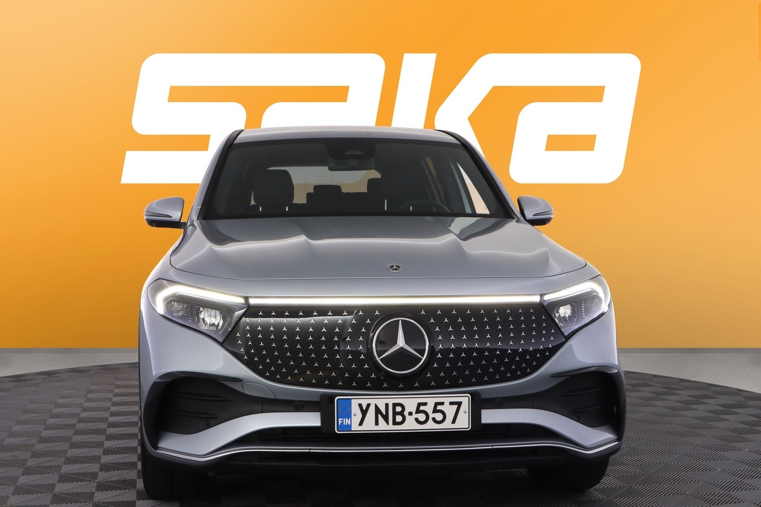 Mercedes-Benz EQB vaihtoauto